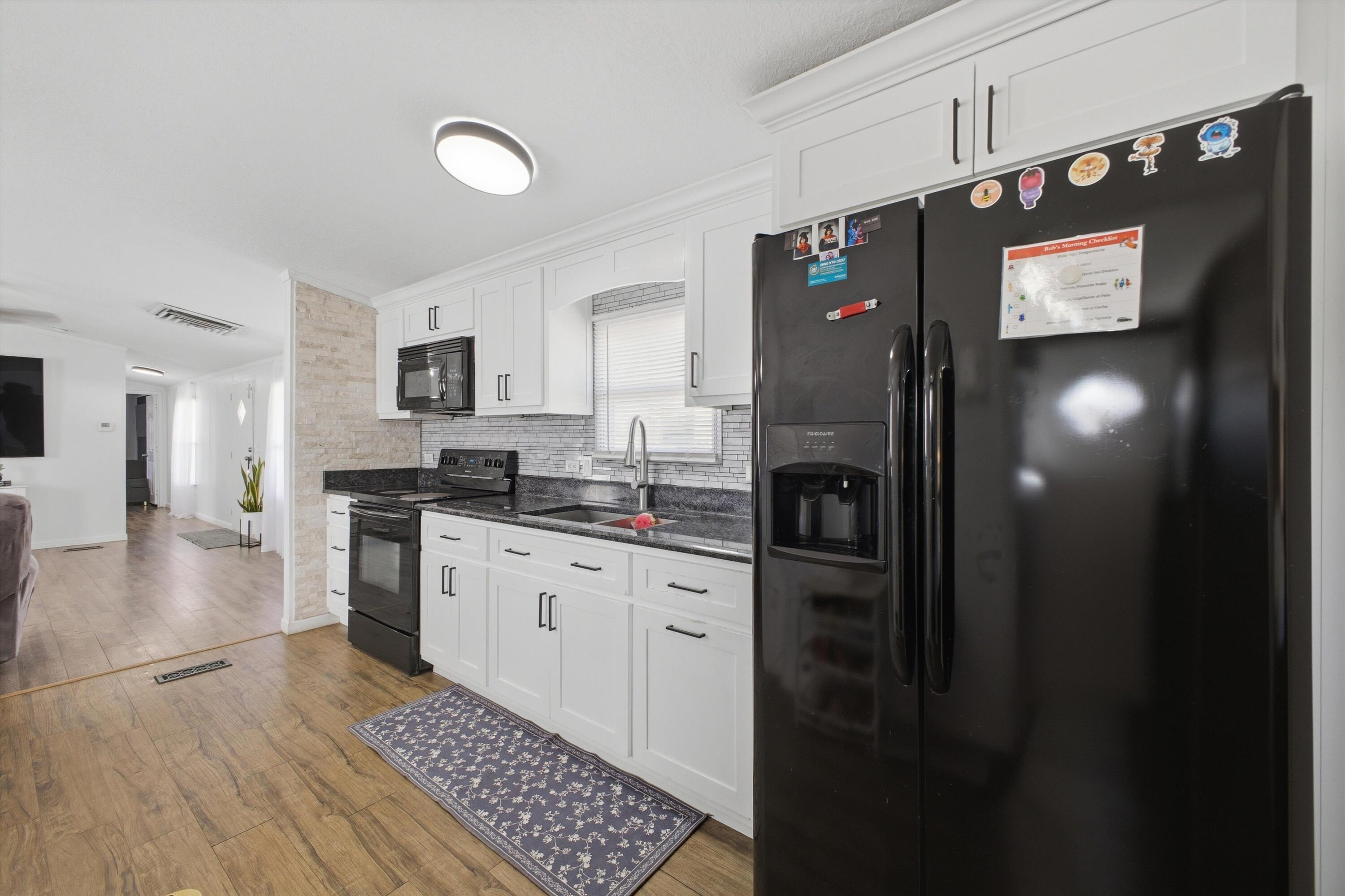 224 E Atrisco Vista Boulevard SW TRLR 1020