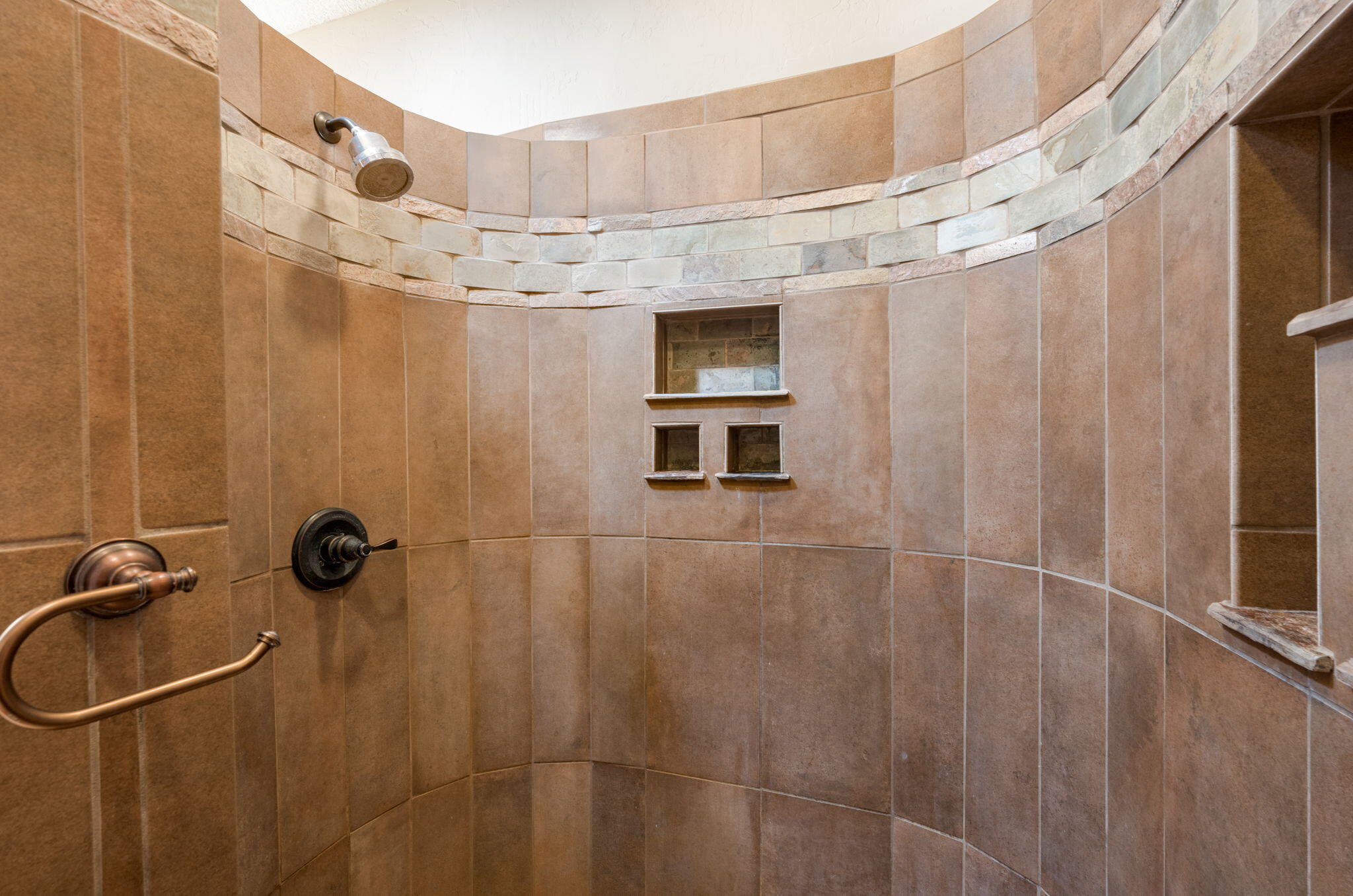 5936 Mesa Vista Trail NW