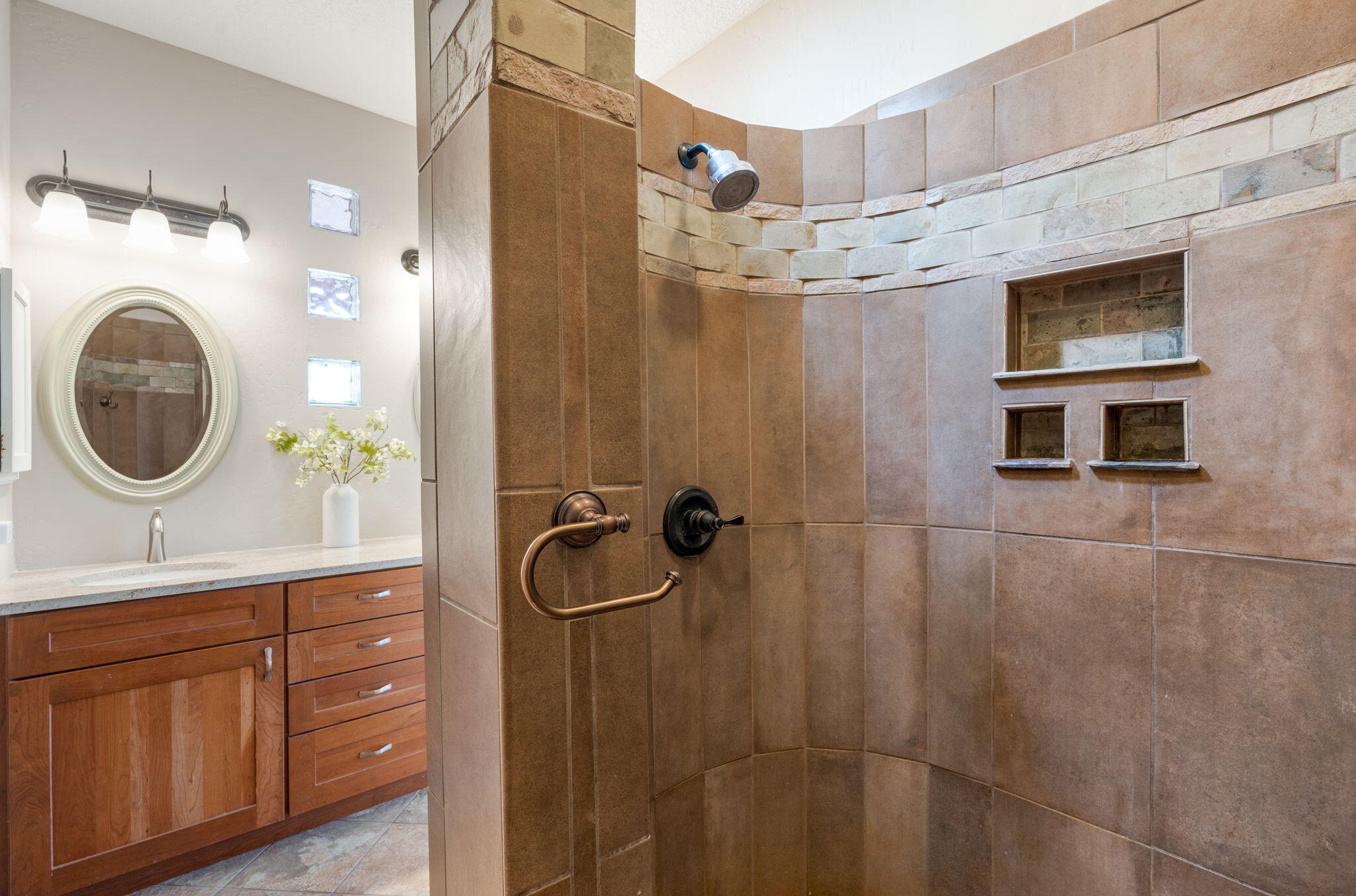 5936 Mesa Vista Trail NW