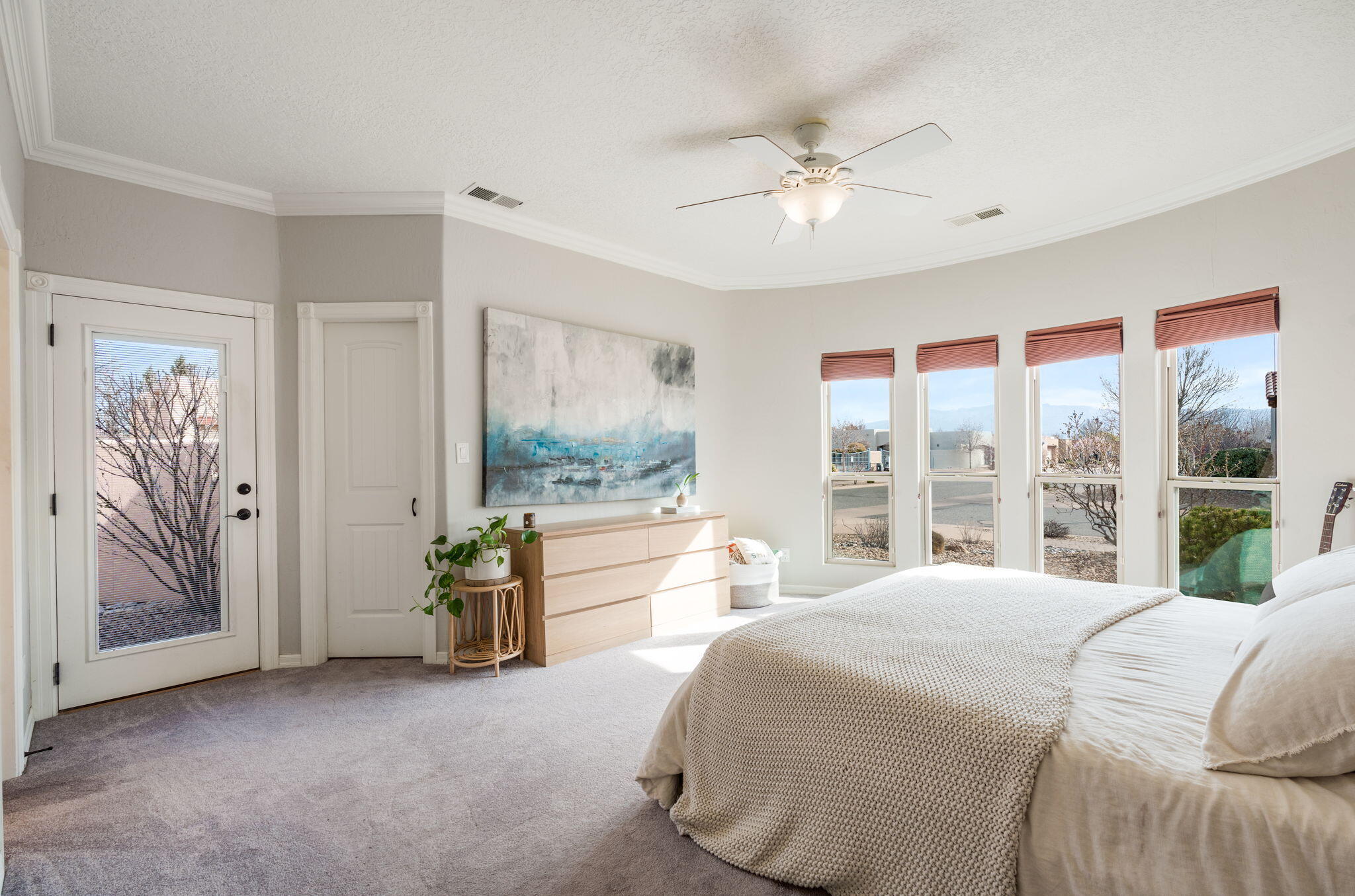 5936 Mesa Vista Trail NW