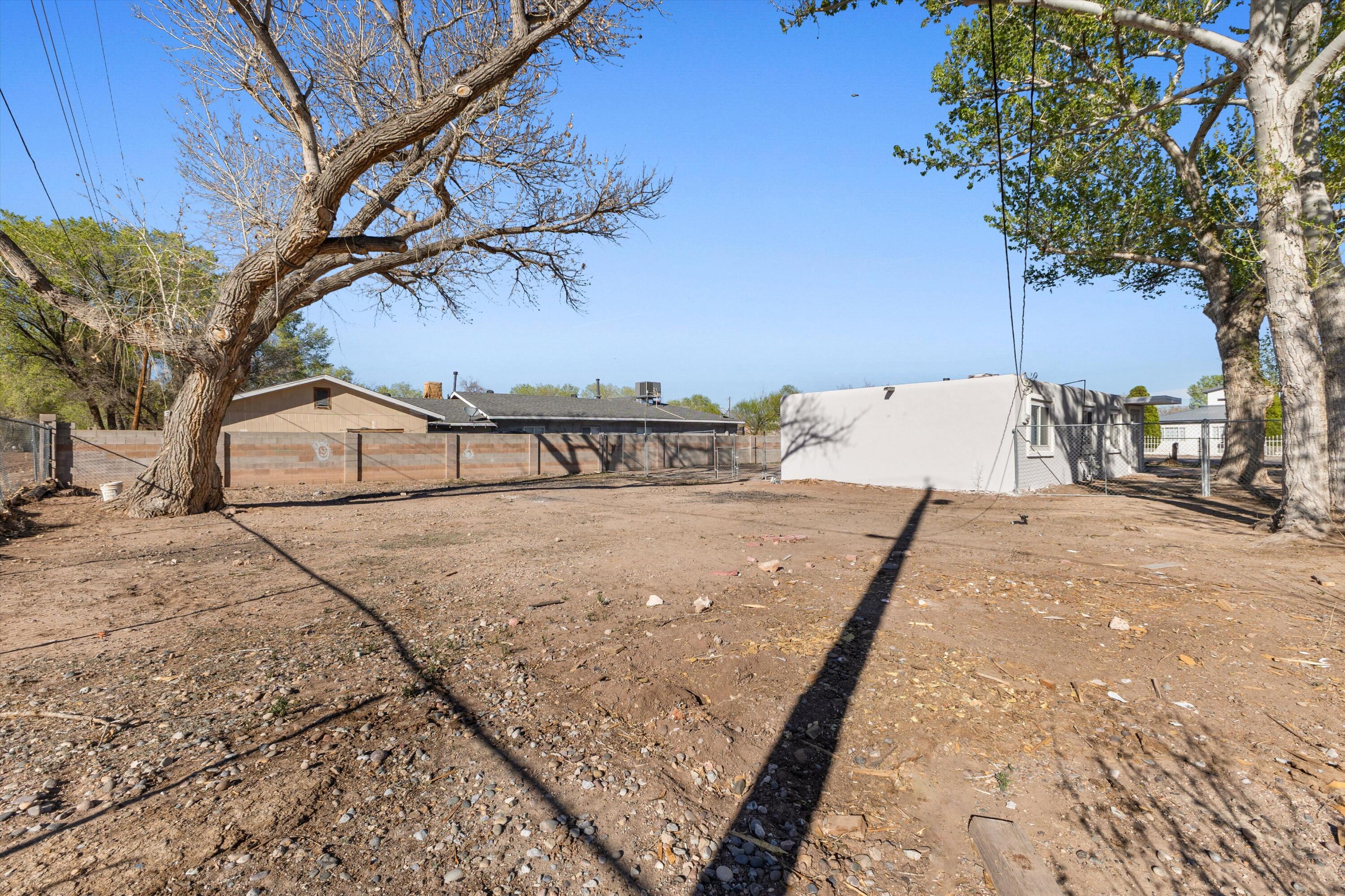 3513 Camino Alameda SW