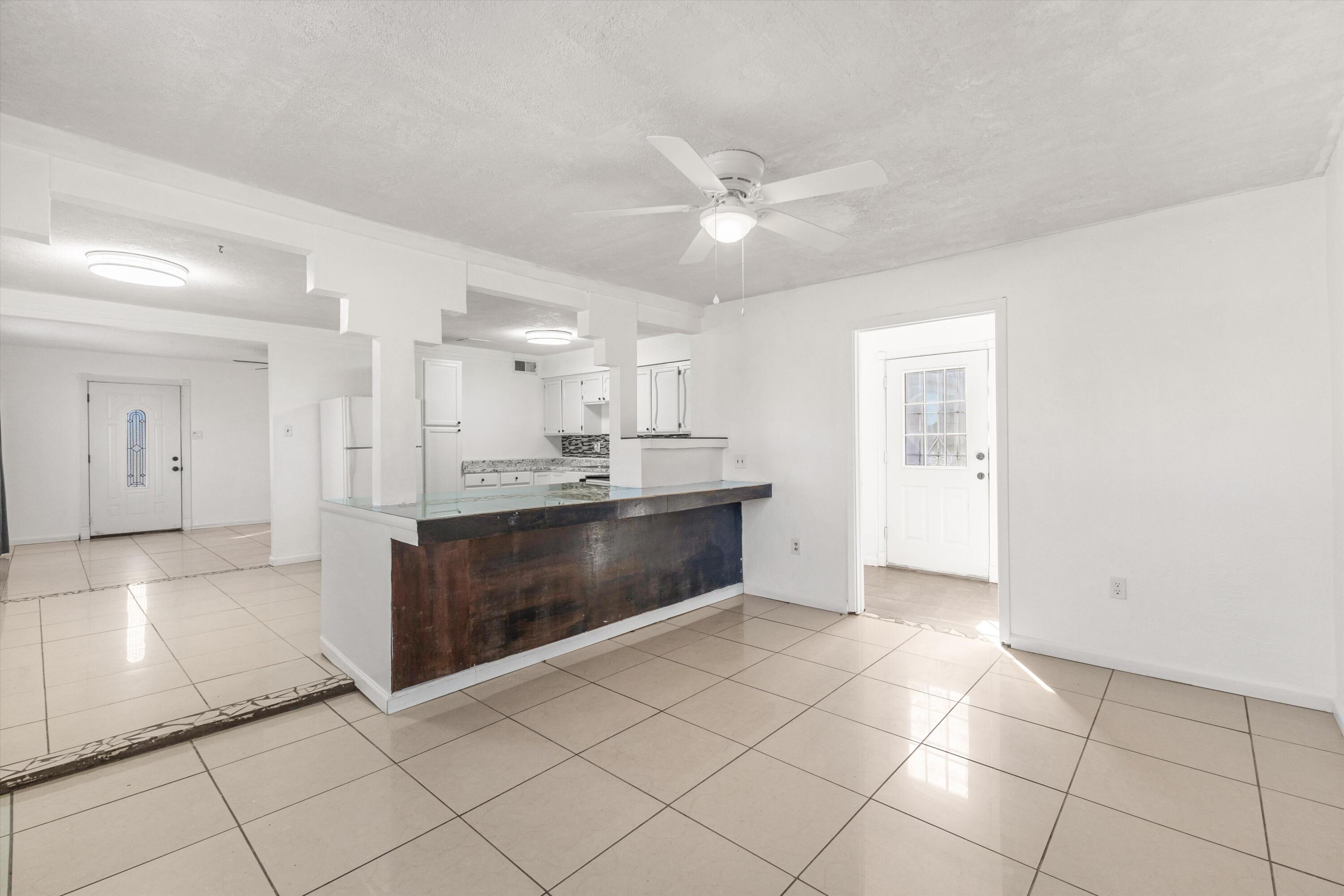 3513 Camino Alameda SW