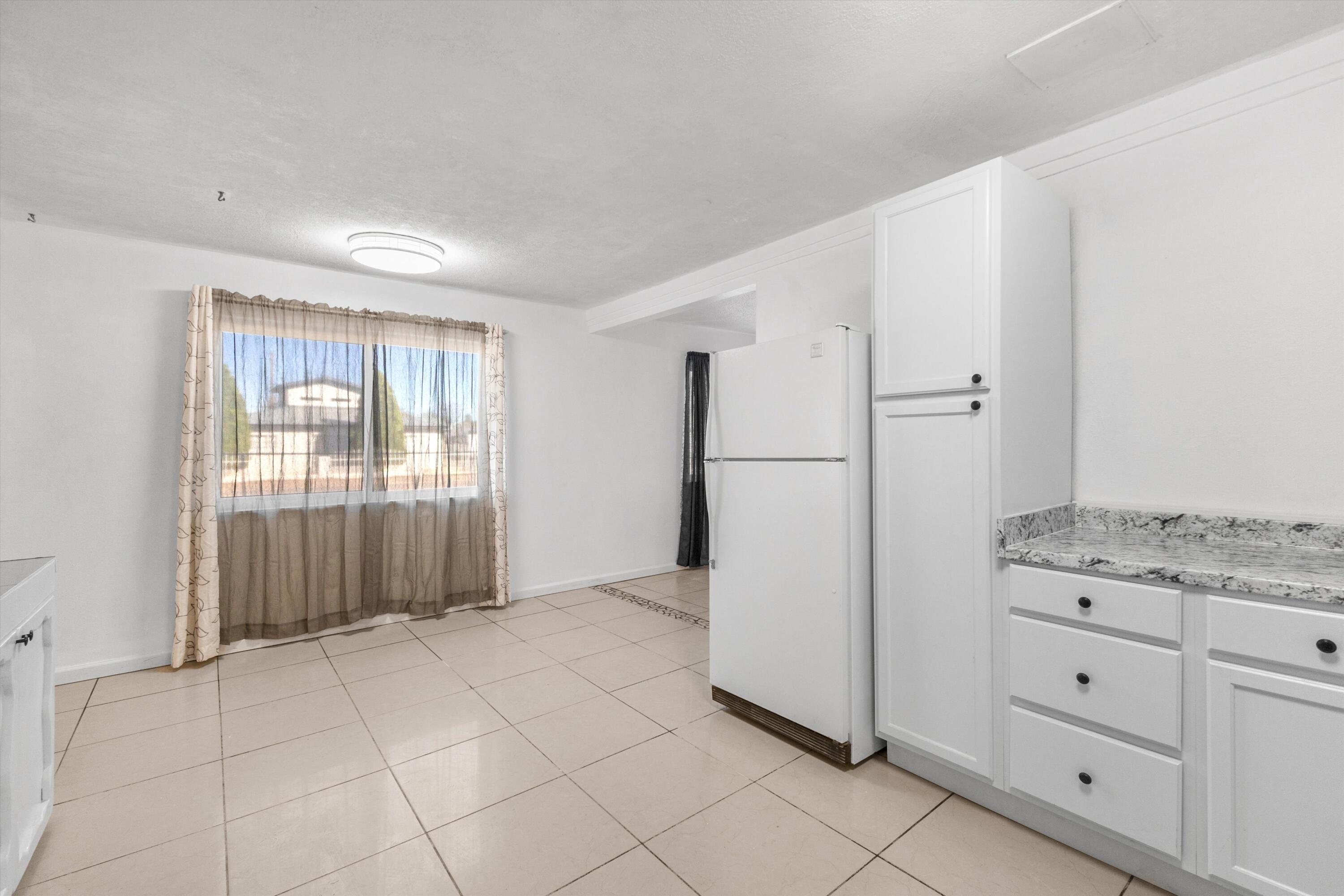 3513 Camino Alameda SW