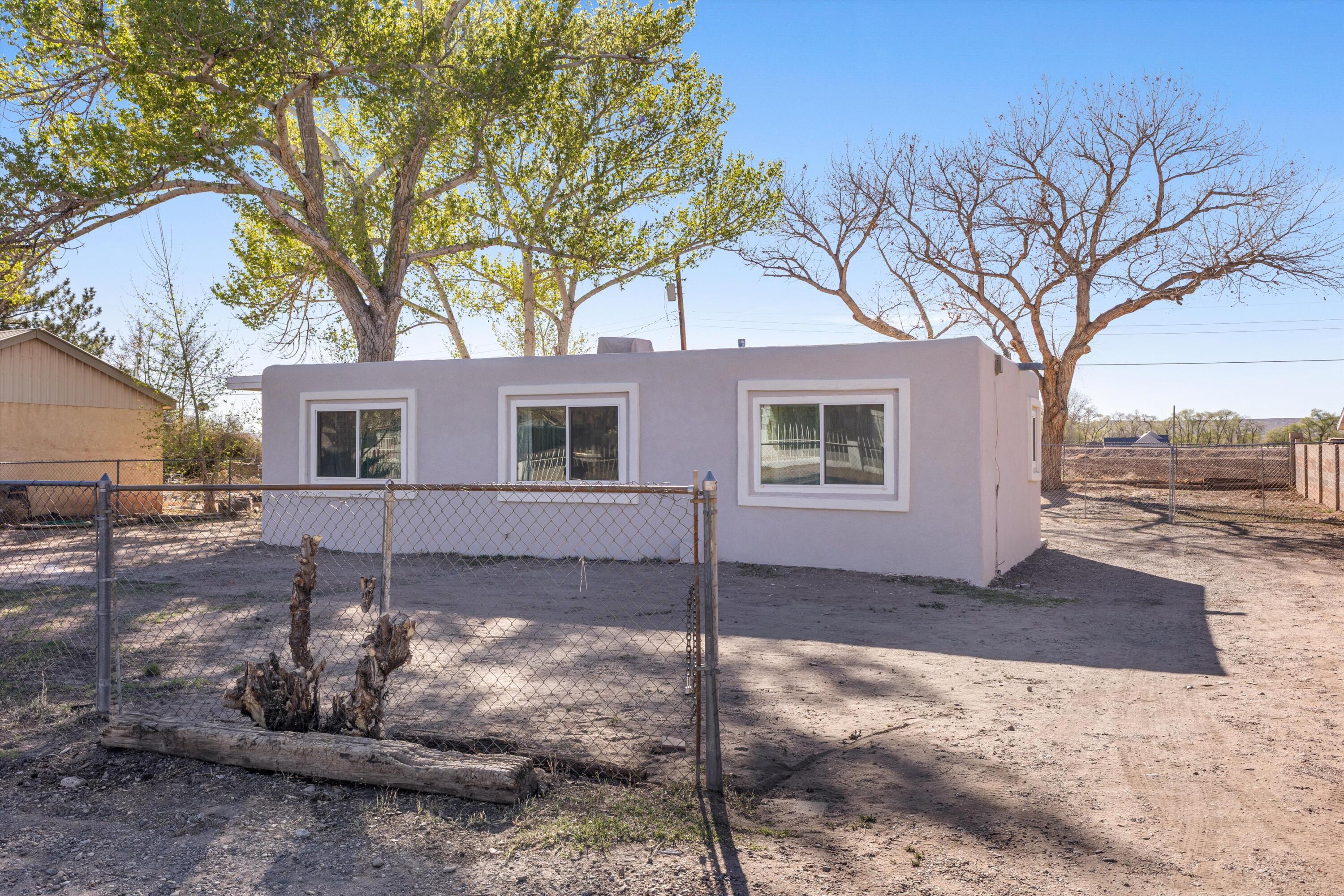 3513 Camino Alameda SW