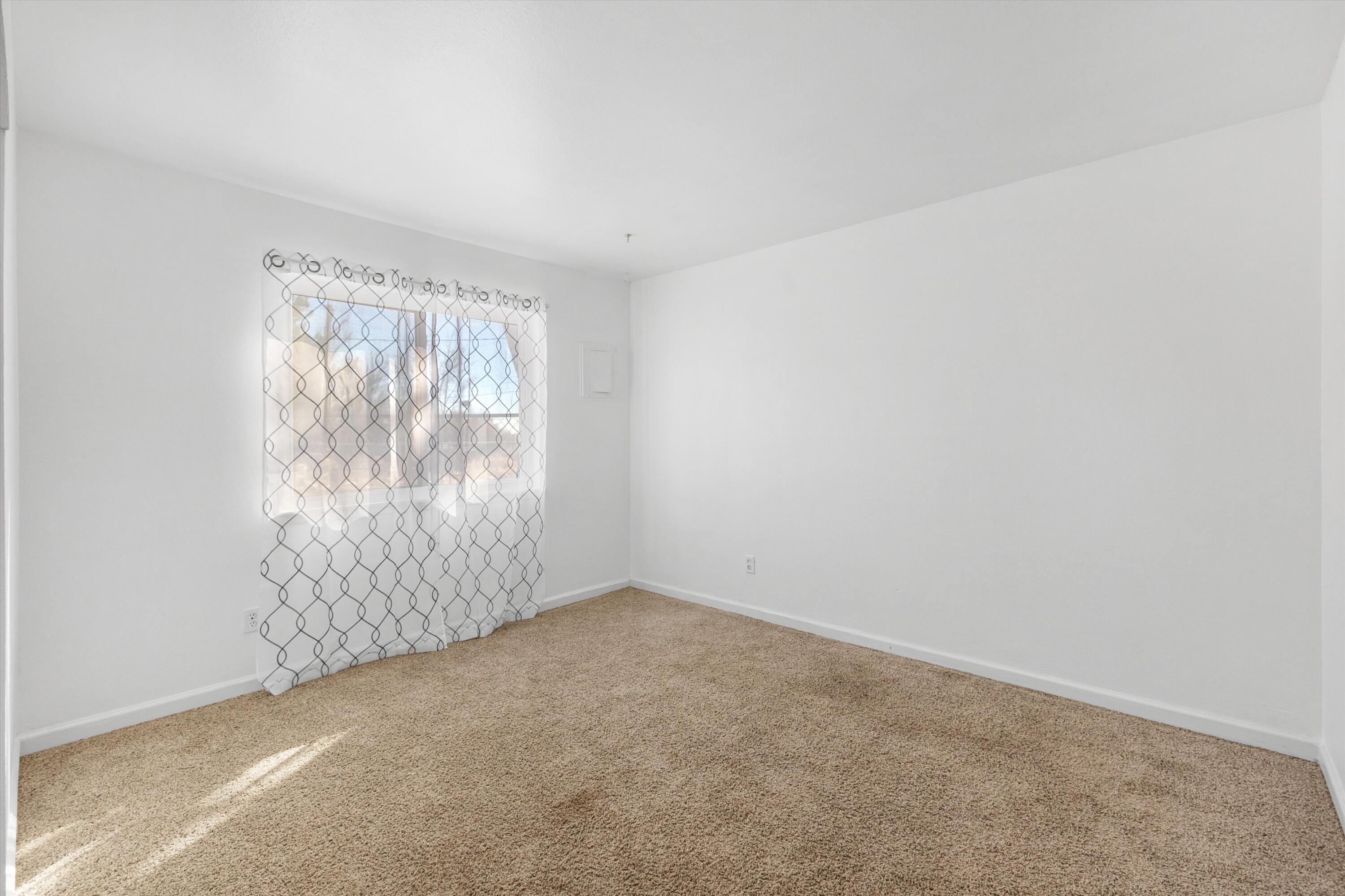 3513 Camino Alameda SW