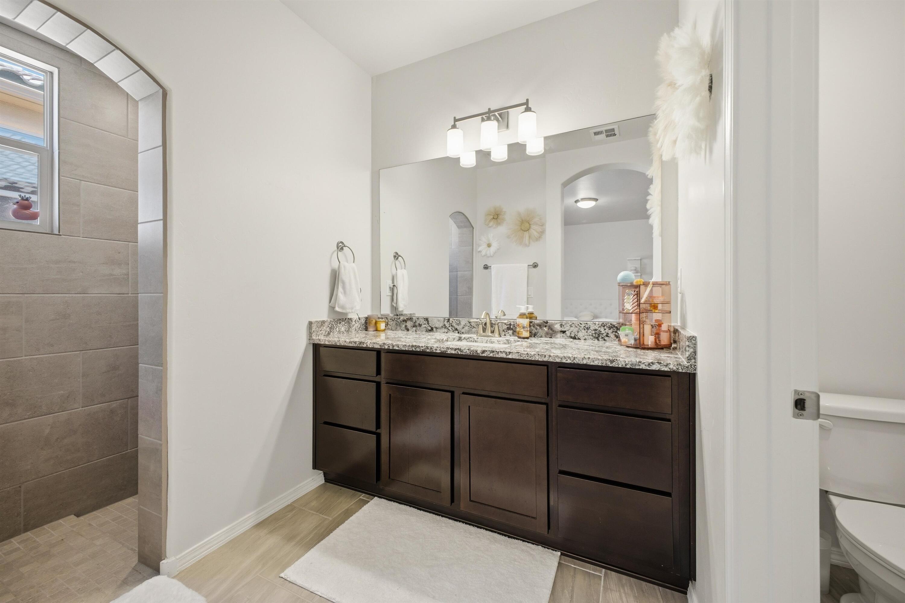 7424 Redbloom Road NW