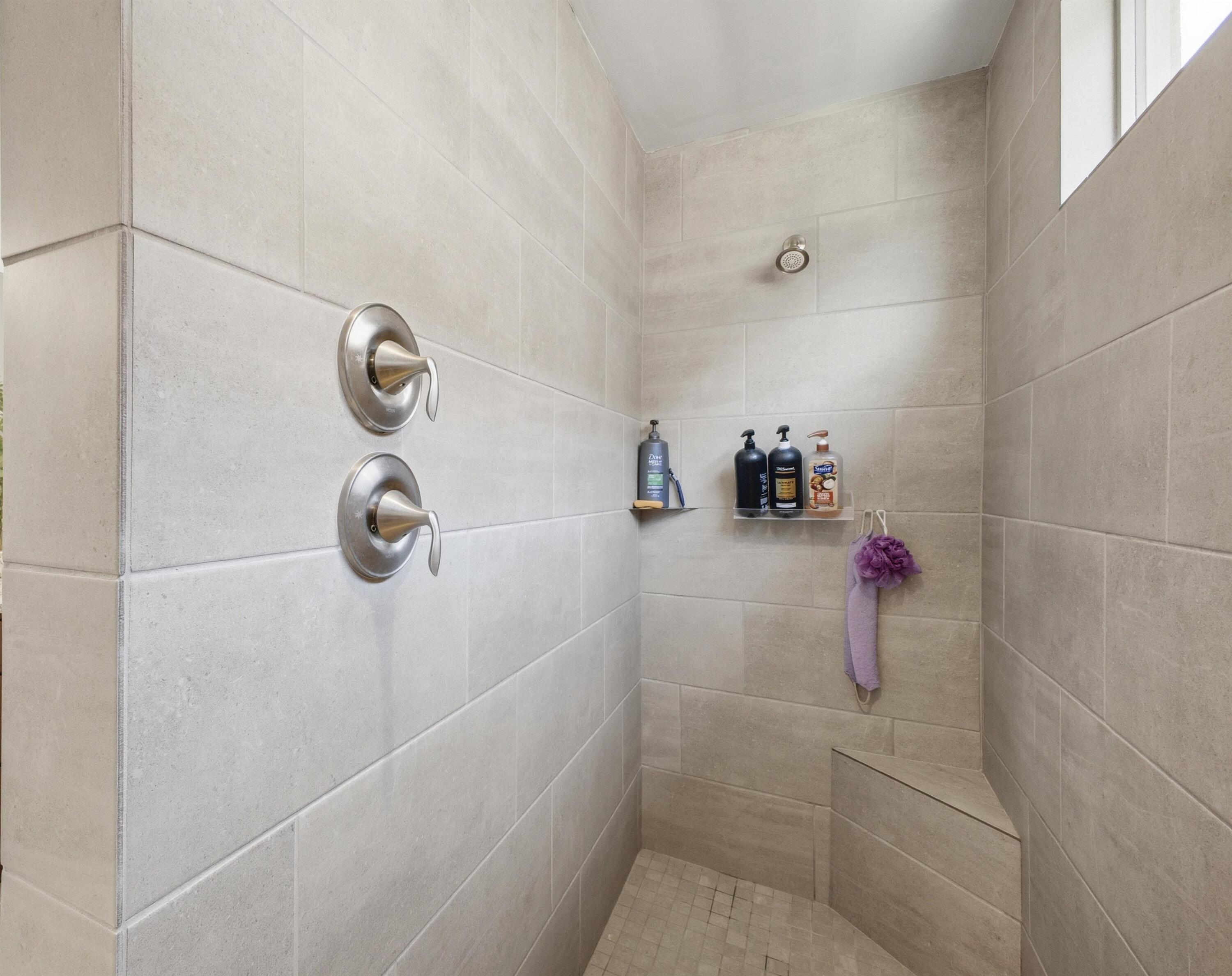 7424 Redbloom Road NW