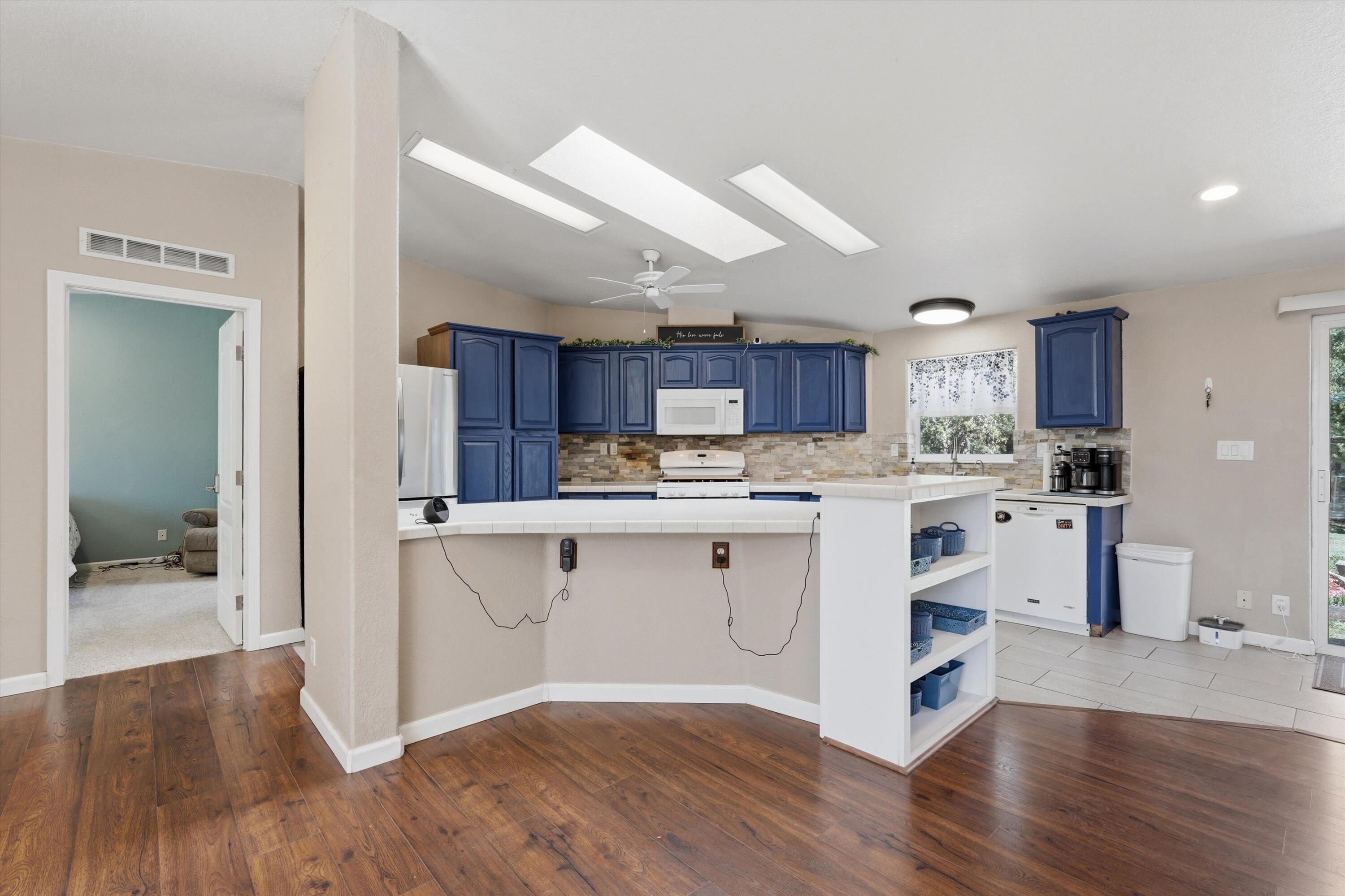 14 Easy Street
