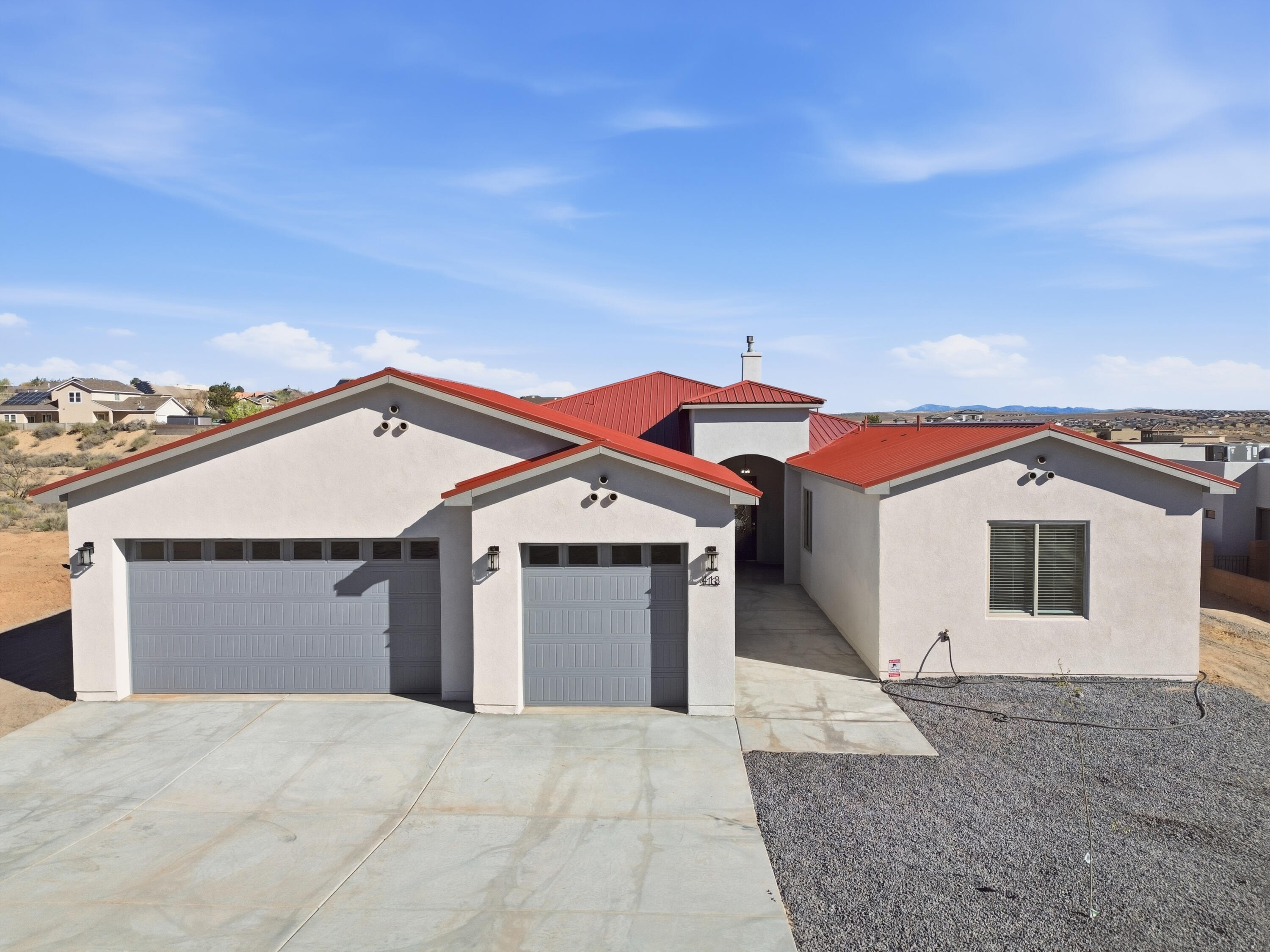 413 Holly Court NE