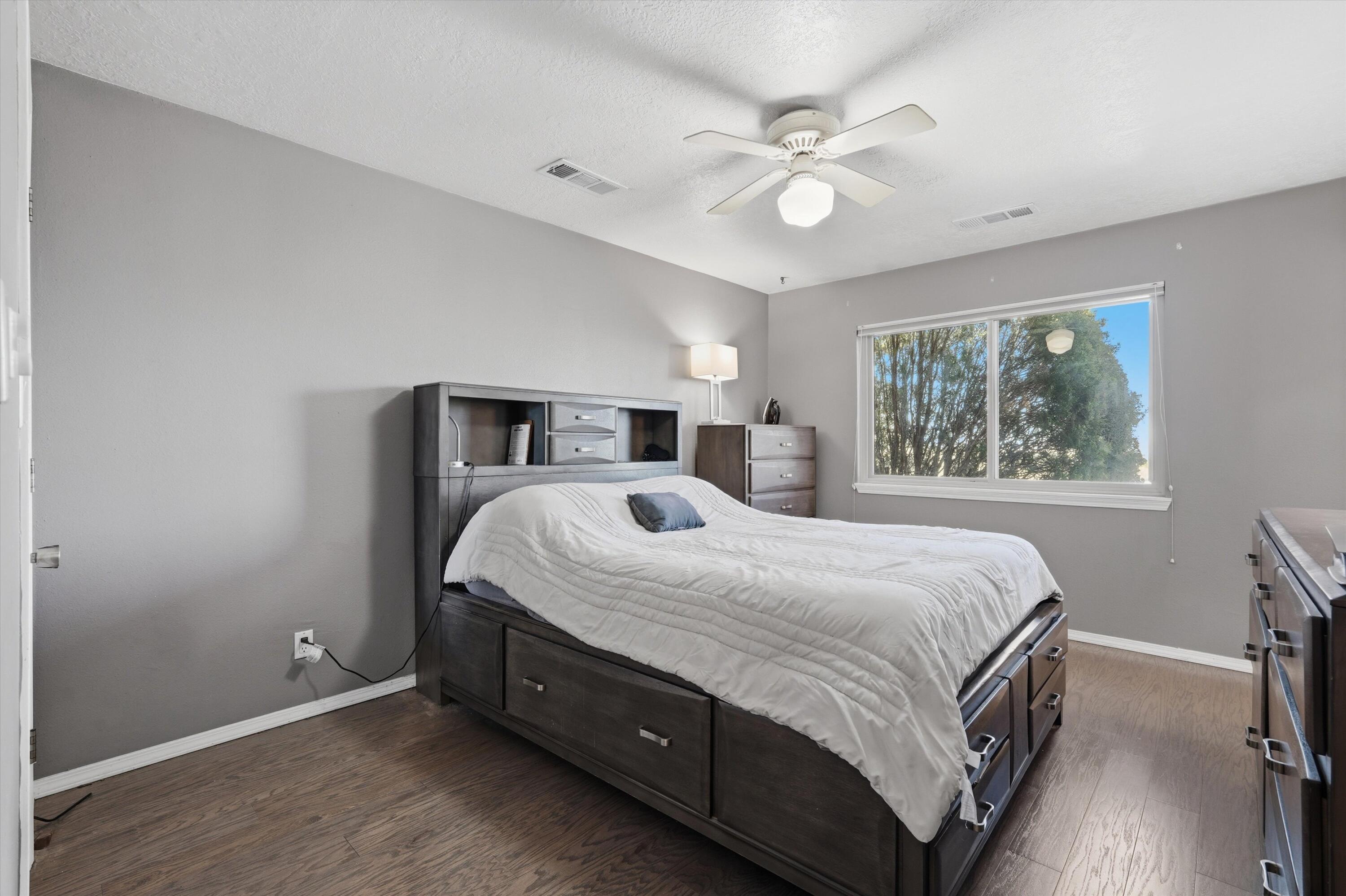 260 Tarpon Avenue SE