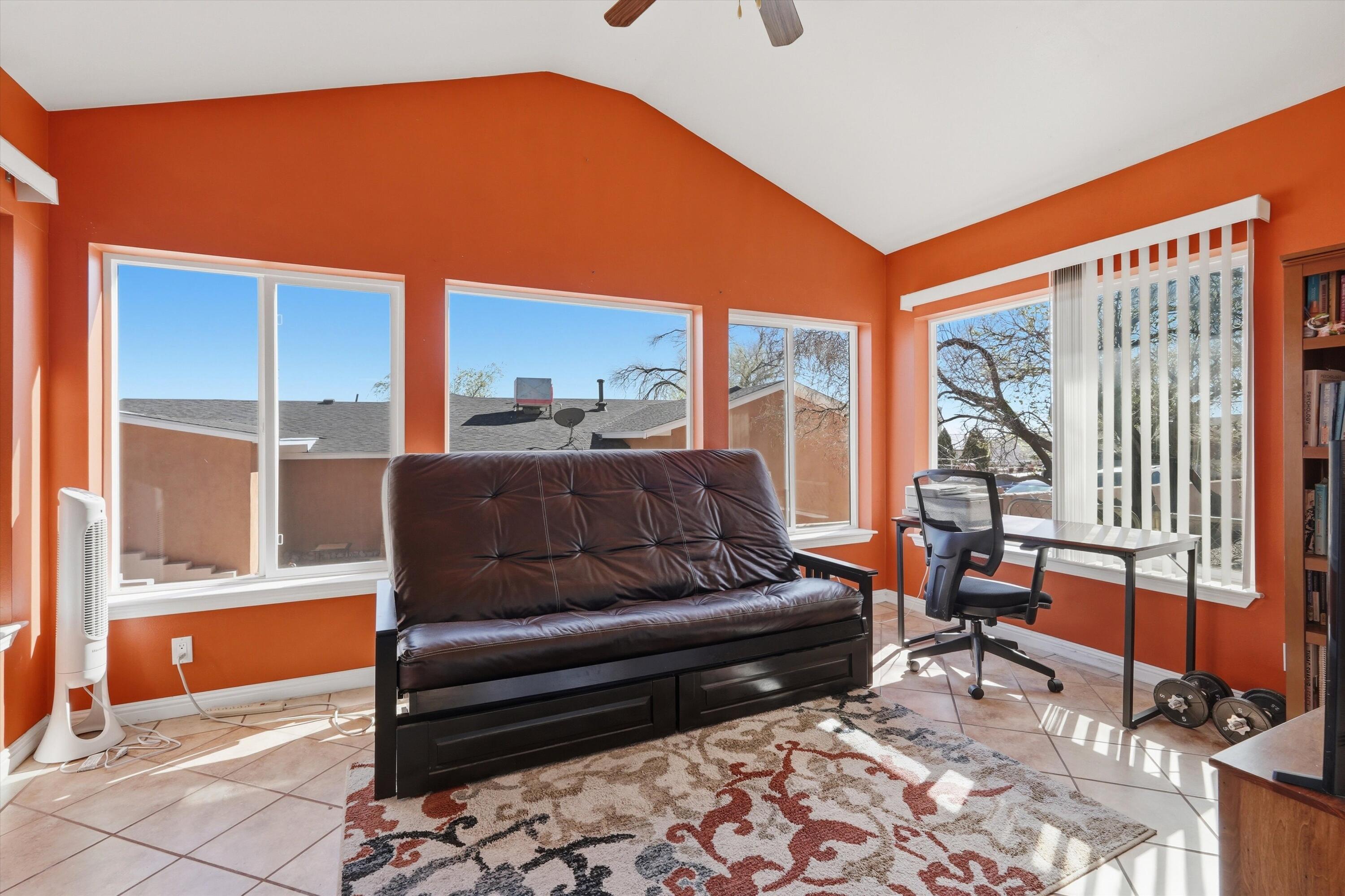 260 Tarpon Avenue SE