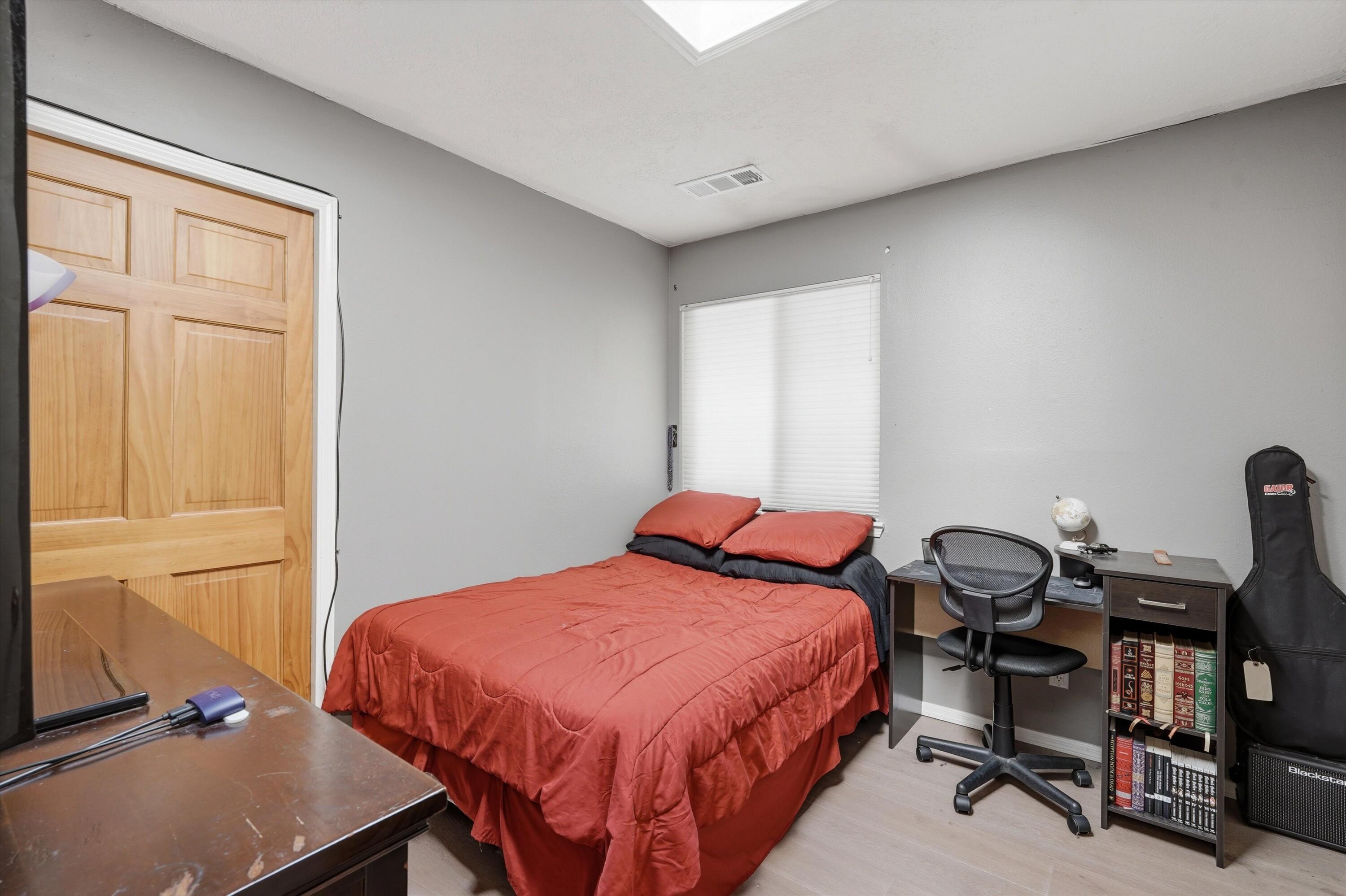 260 Tarpon Avenue SE