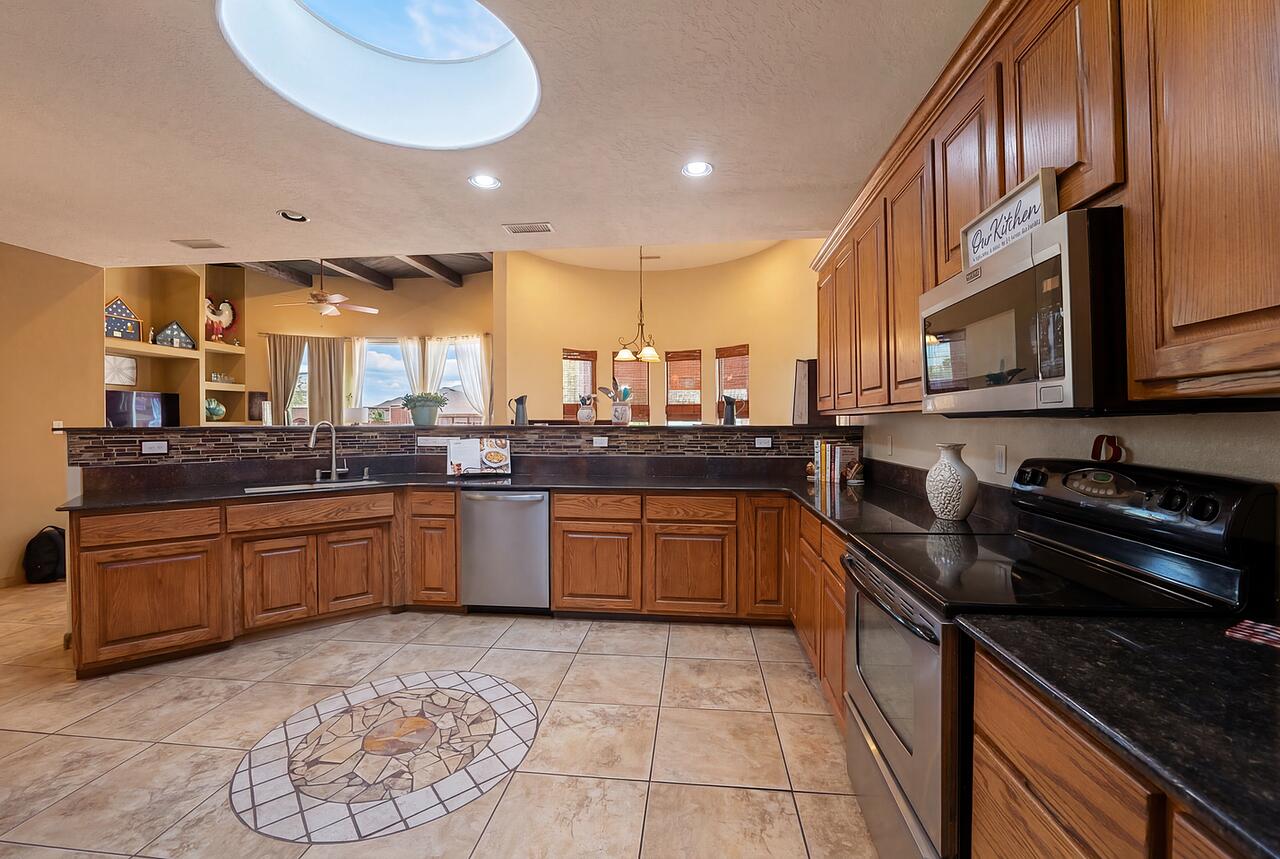 705 Chihuahua Road NE