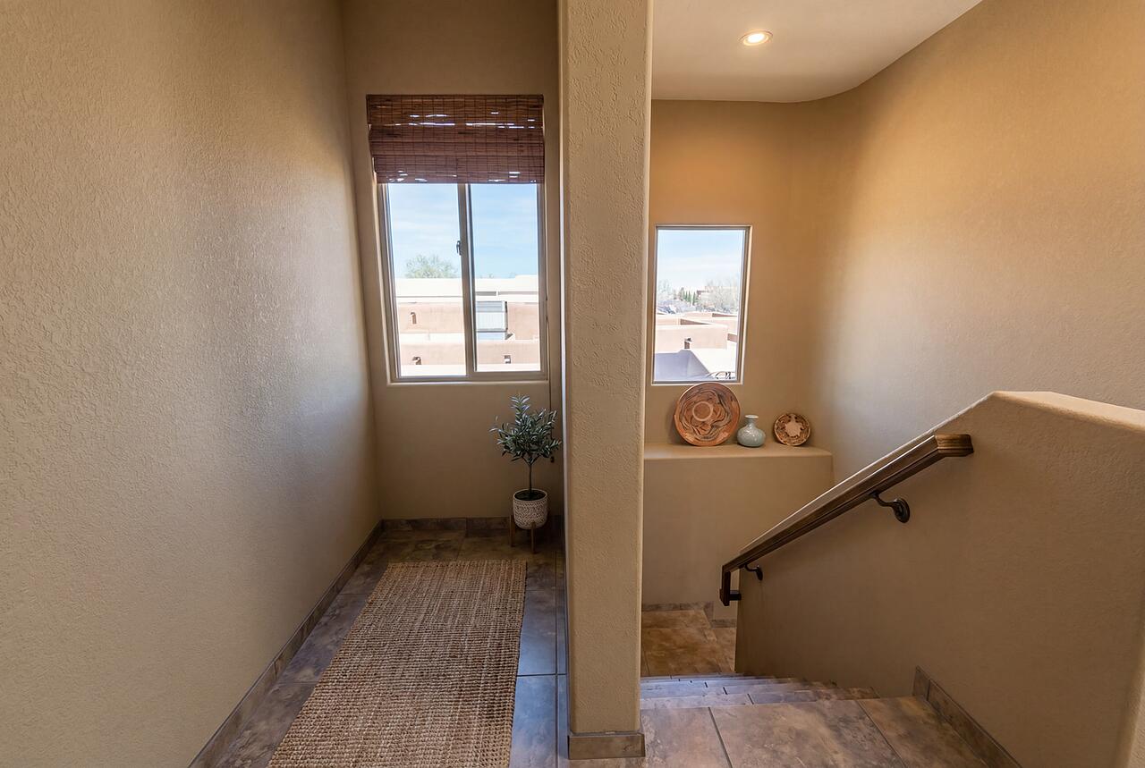 705 Chihuahua Road NE