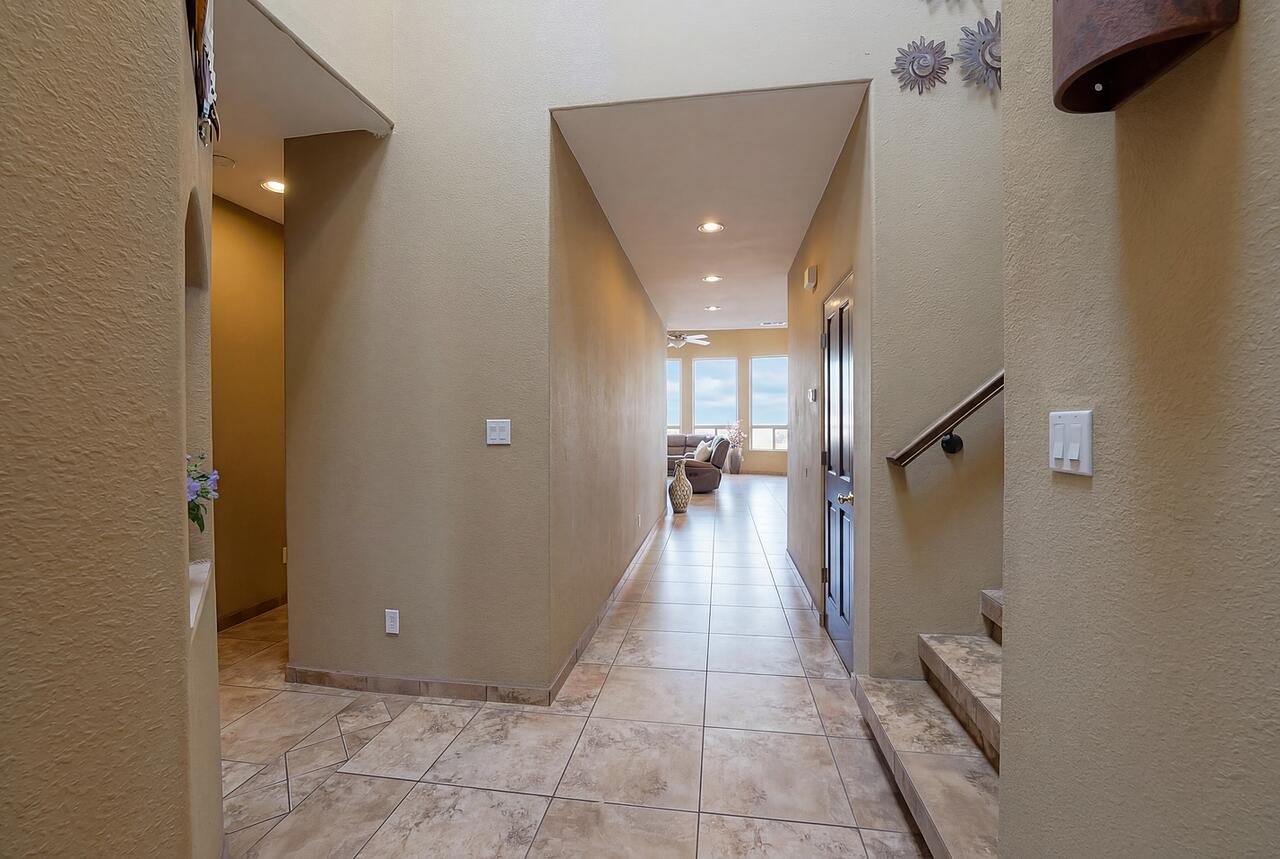 705 Chihuahua Road NE