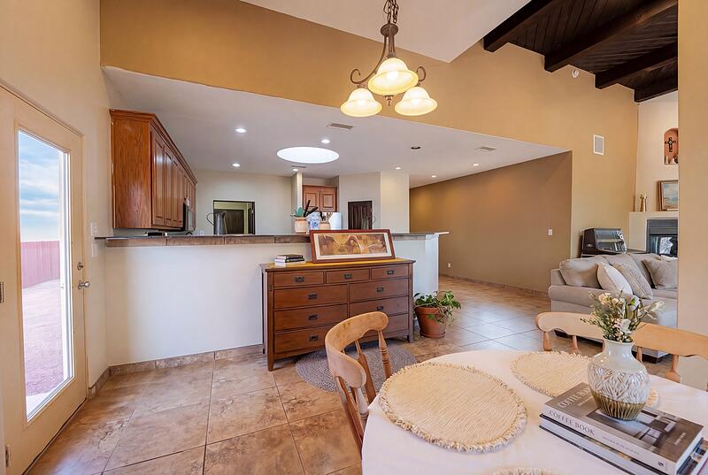 705 Chihuahua Road NE