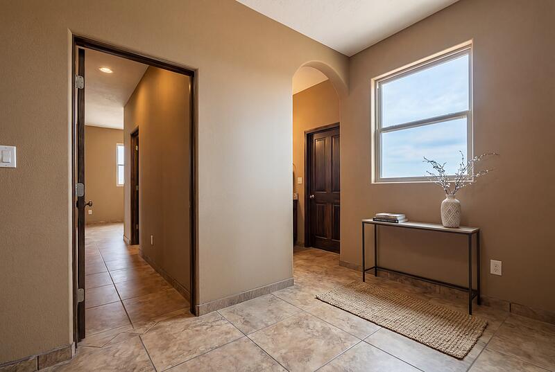 705 Chihuahua Road NE