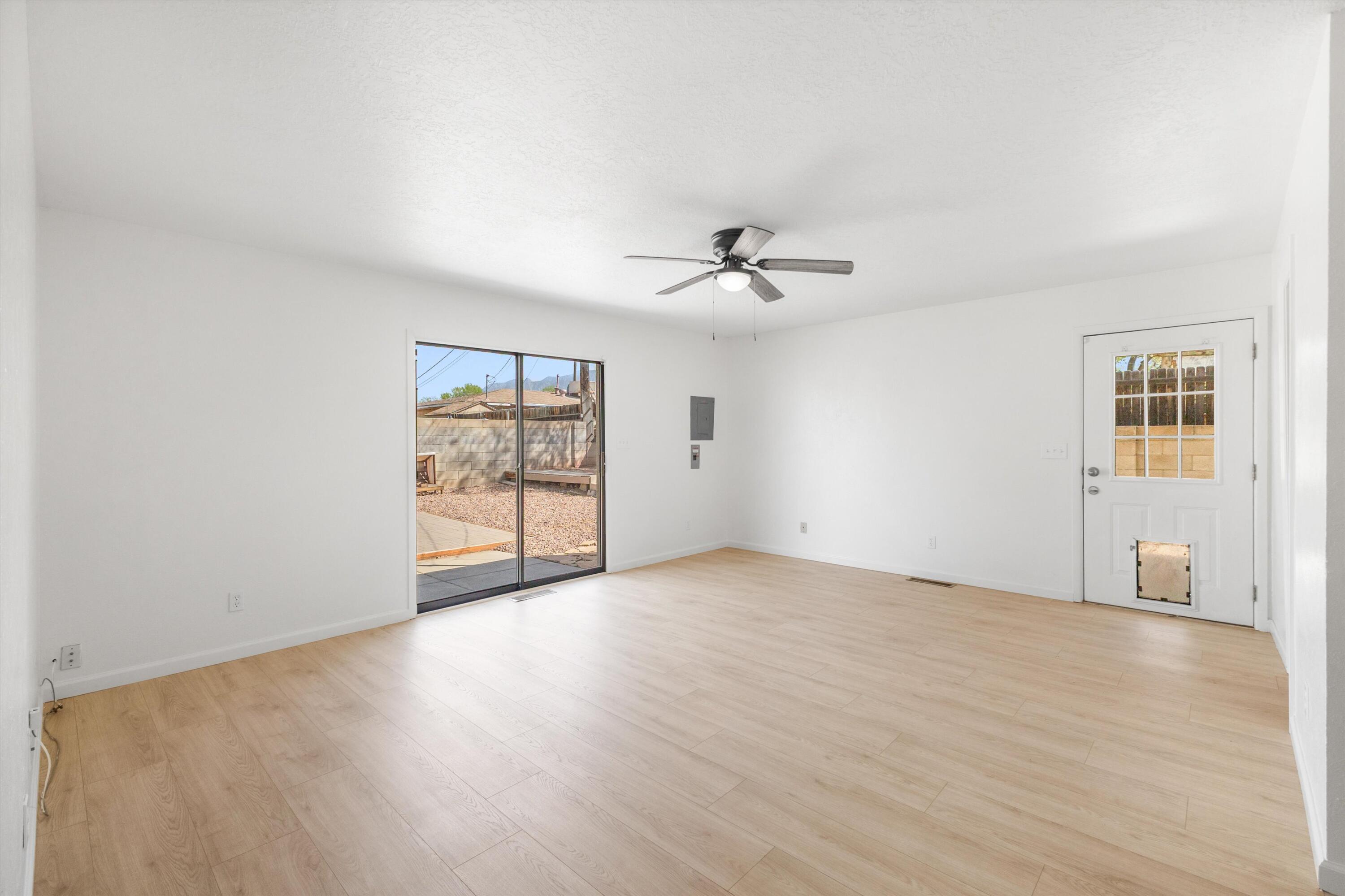 9225 Mescalero Road NE