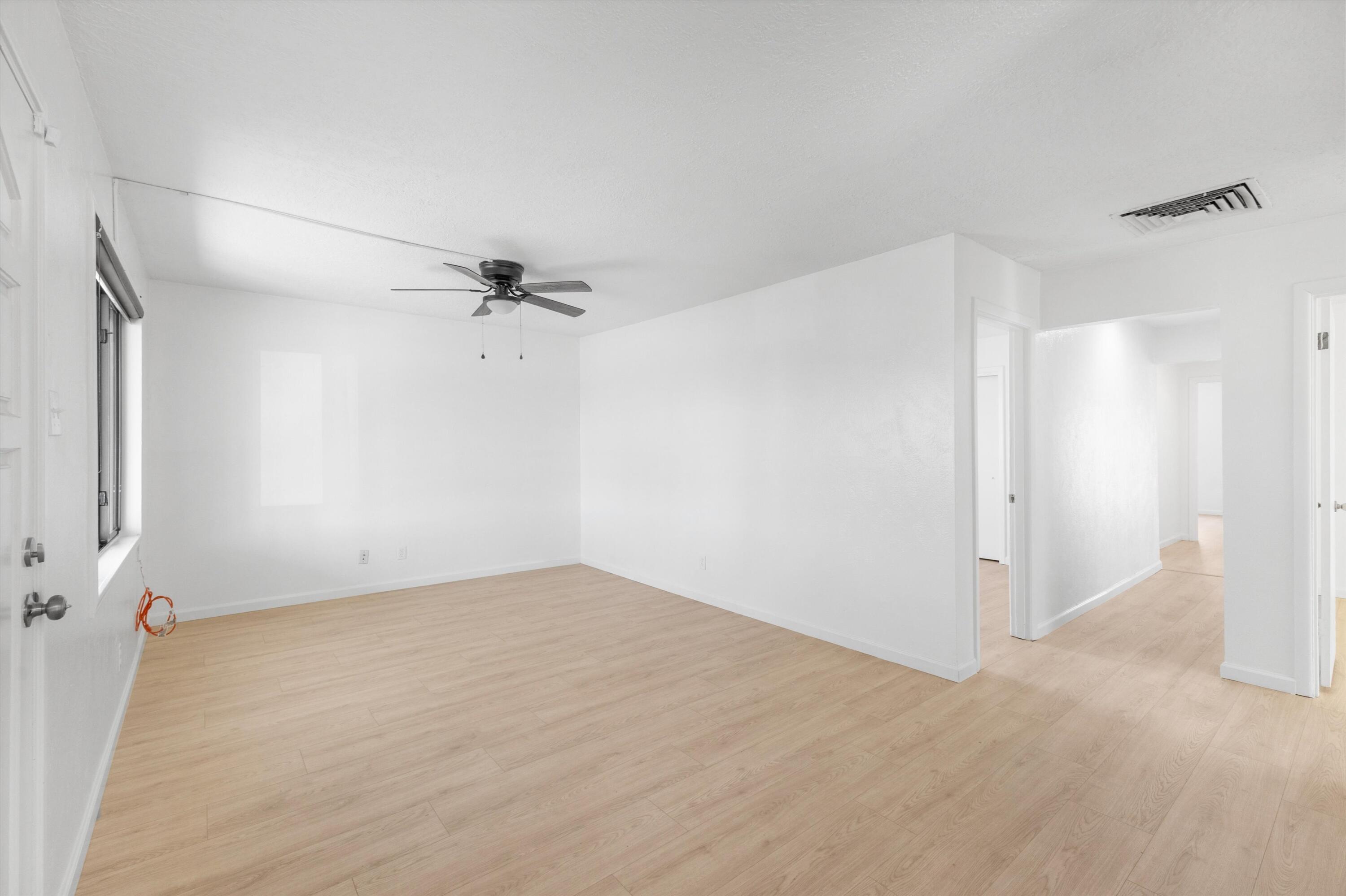 9225 Mescalero Road NE