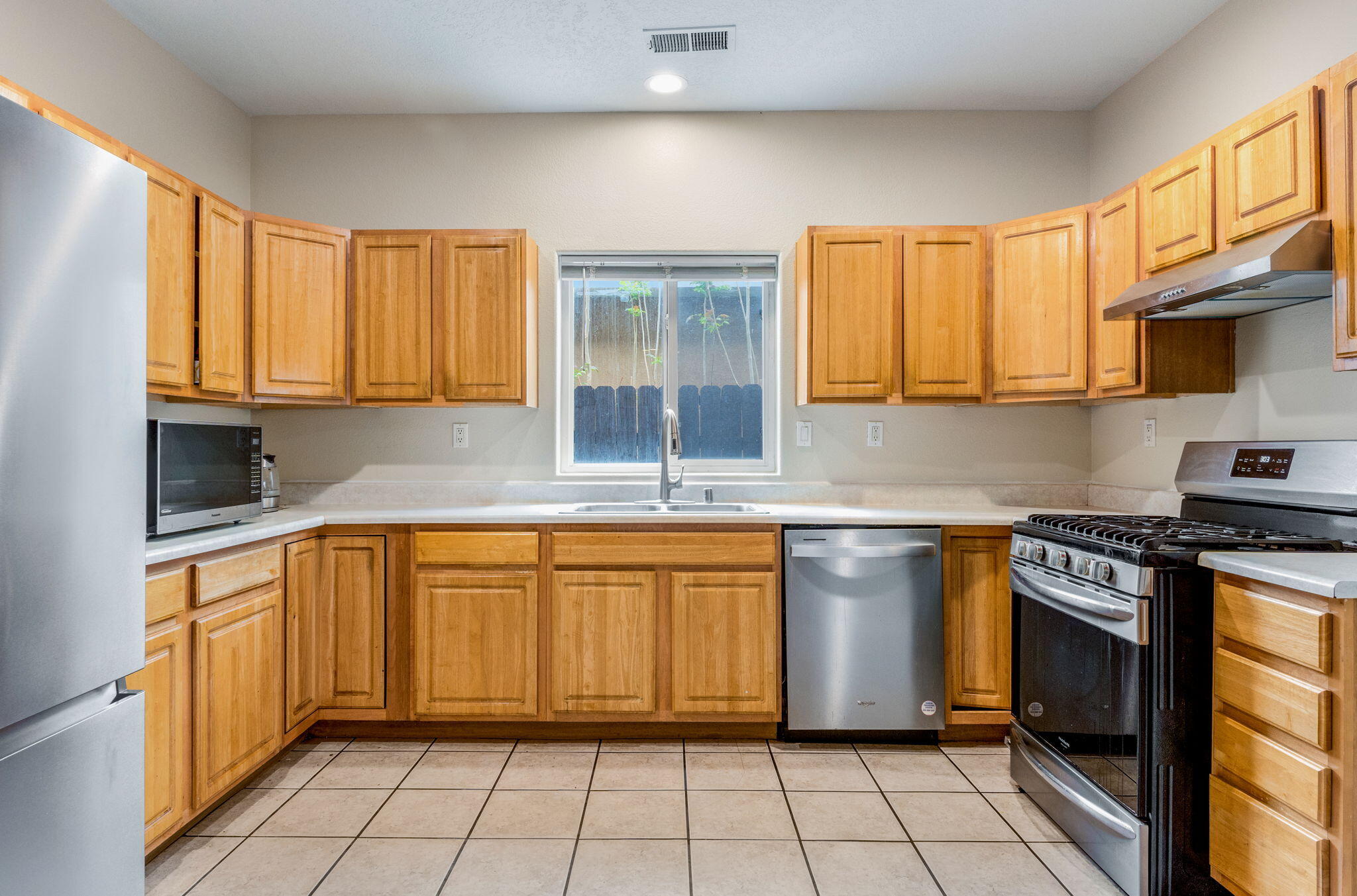 1221 Paisano Street NE