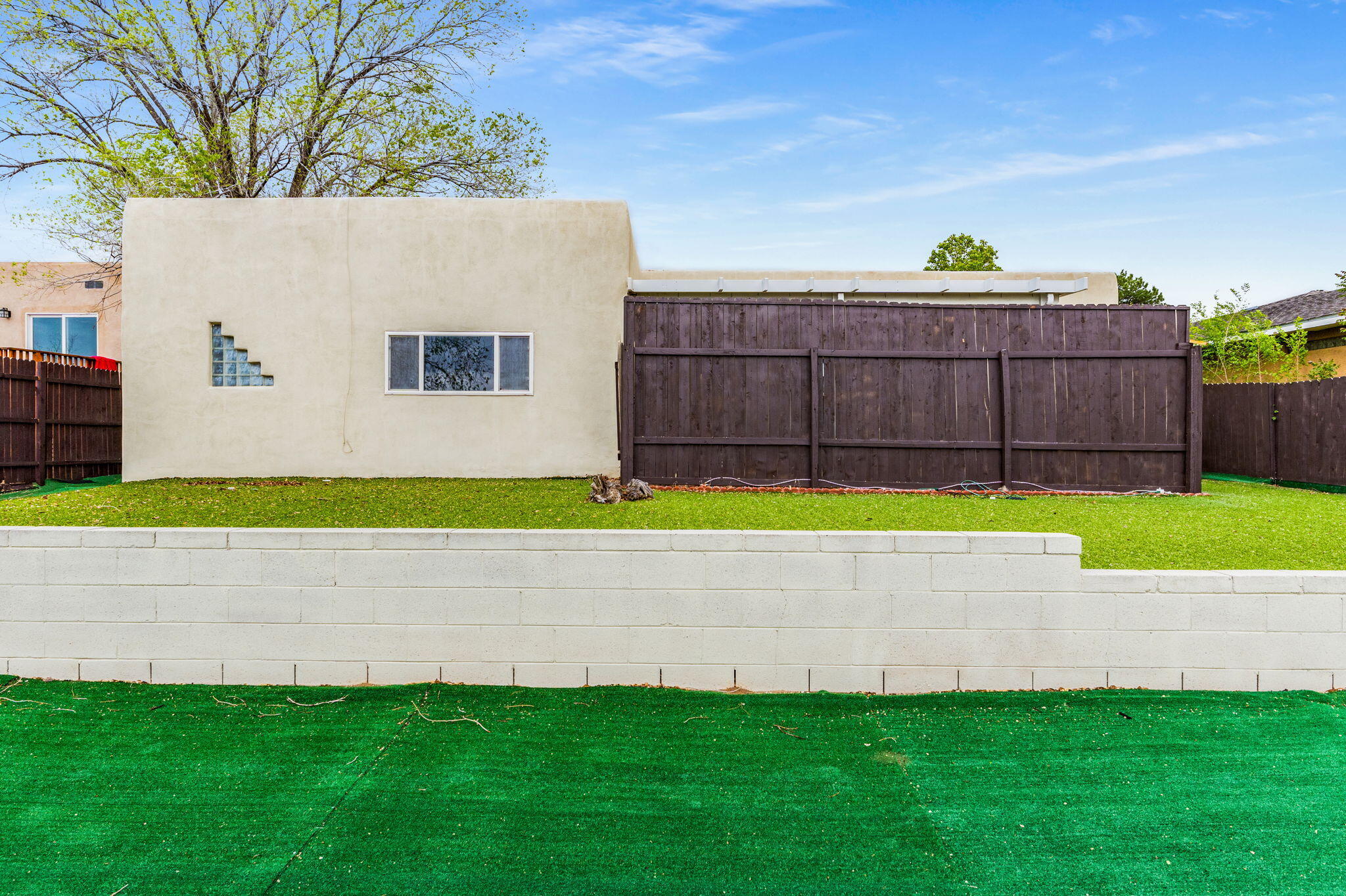 1221 Paisano Street NE