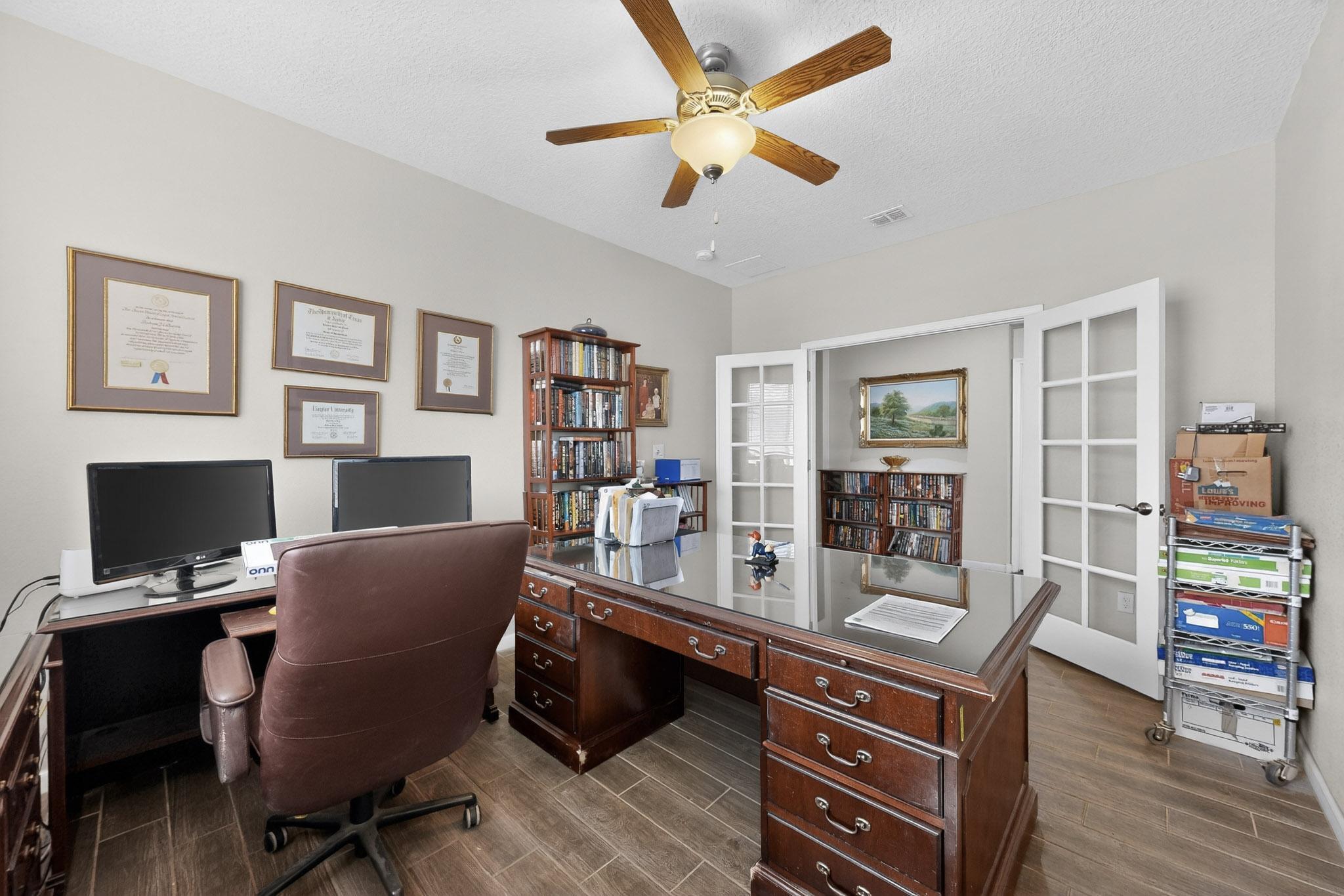 8752 Abierto Vista Circle NW