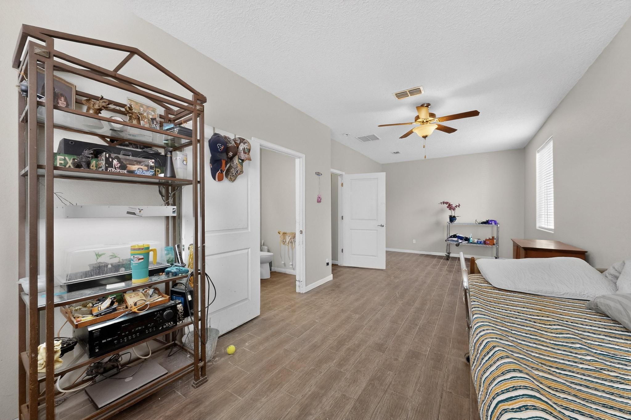 8752 Abierto Vista Circle NW