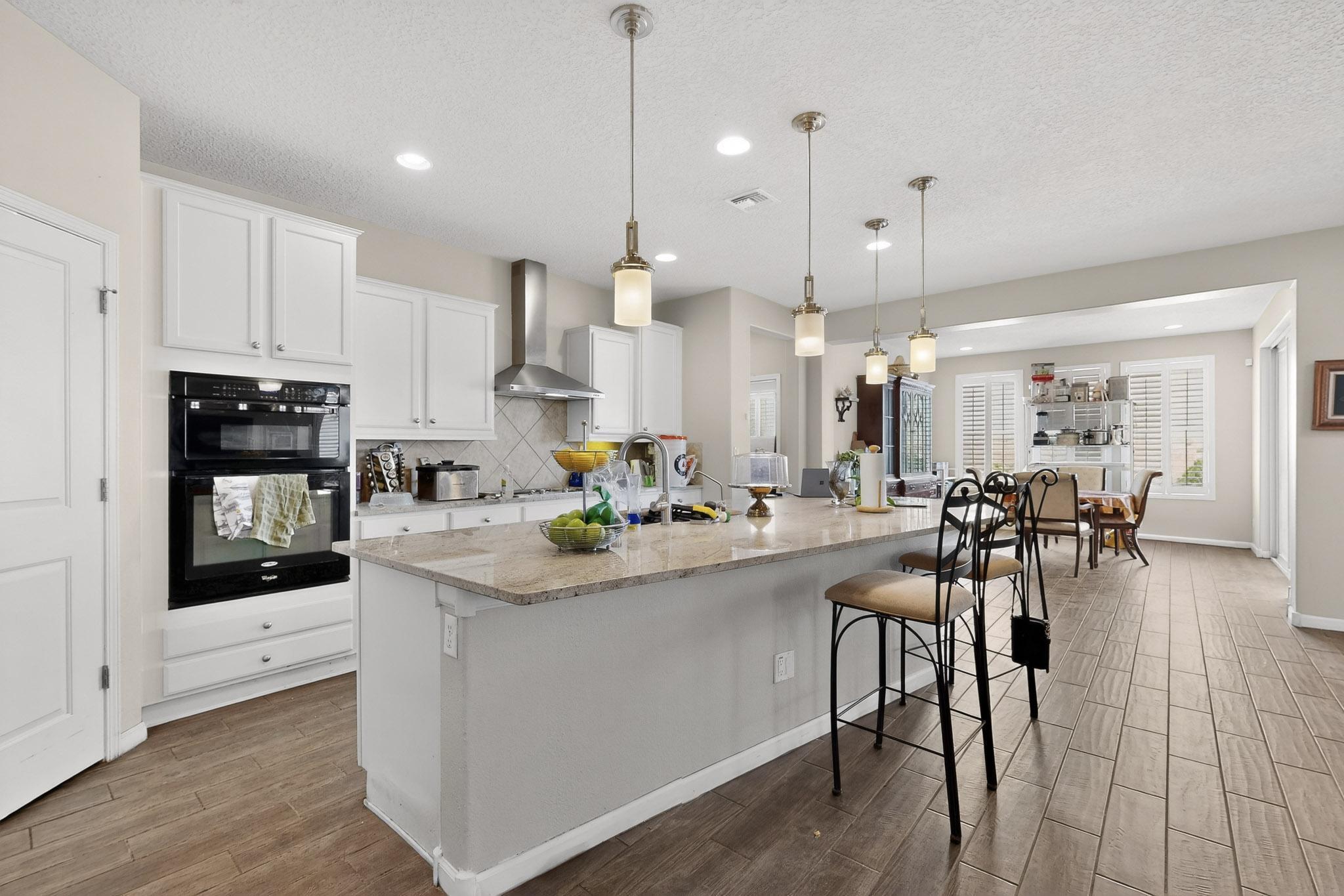 8752 Abierto Vista Circle NW