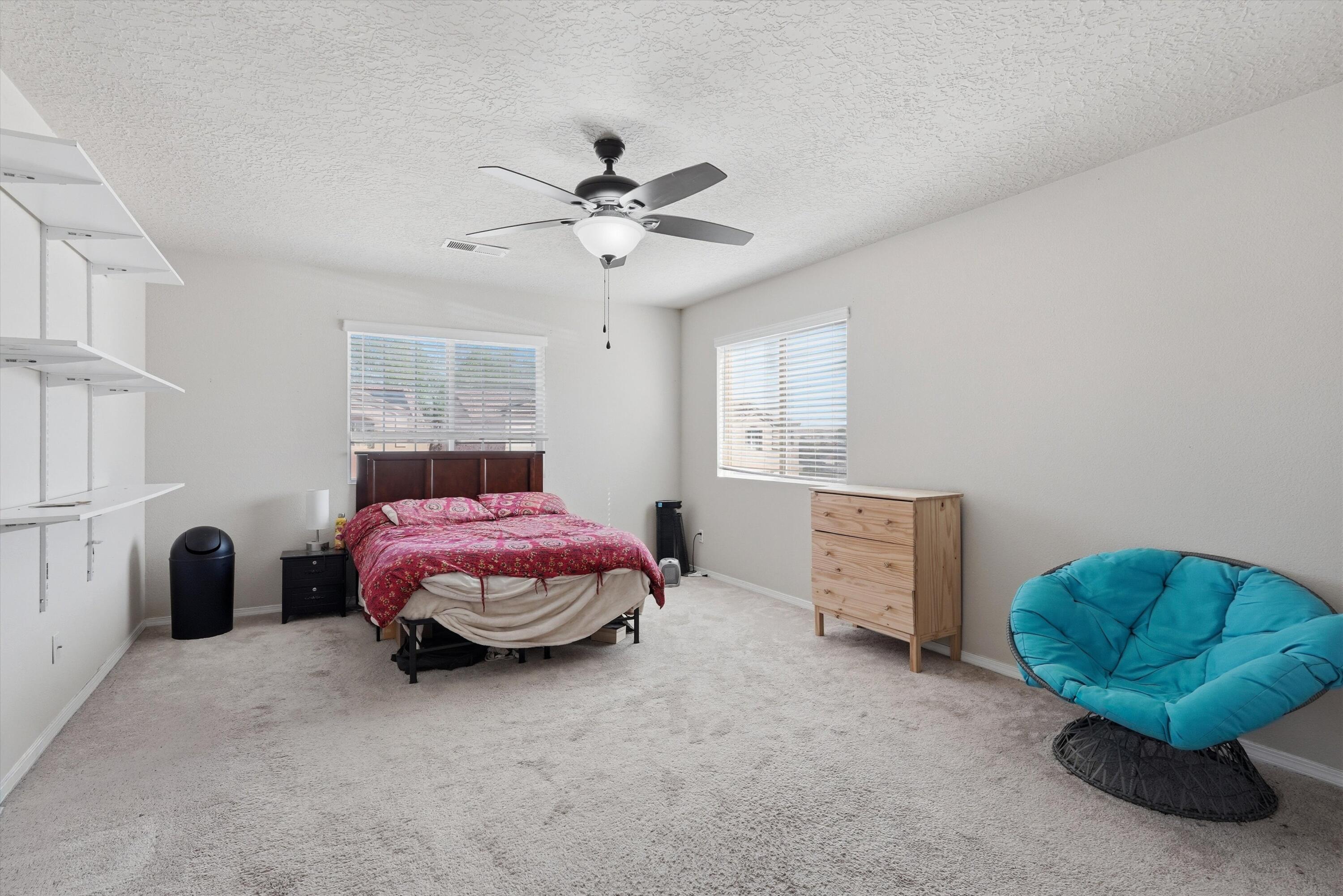 6928 Hawkwatch Road NW