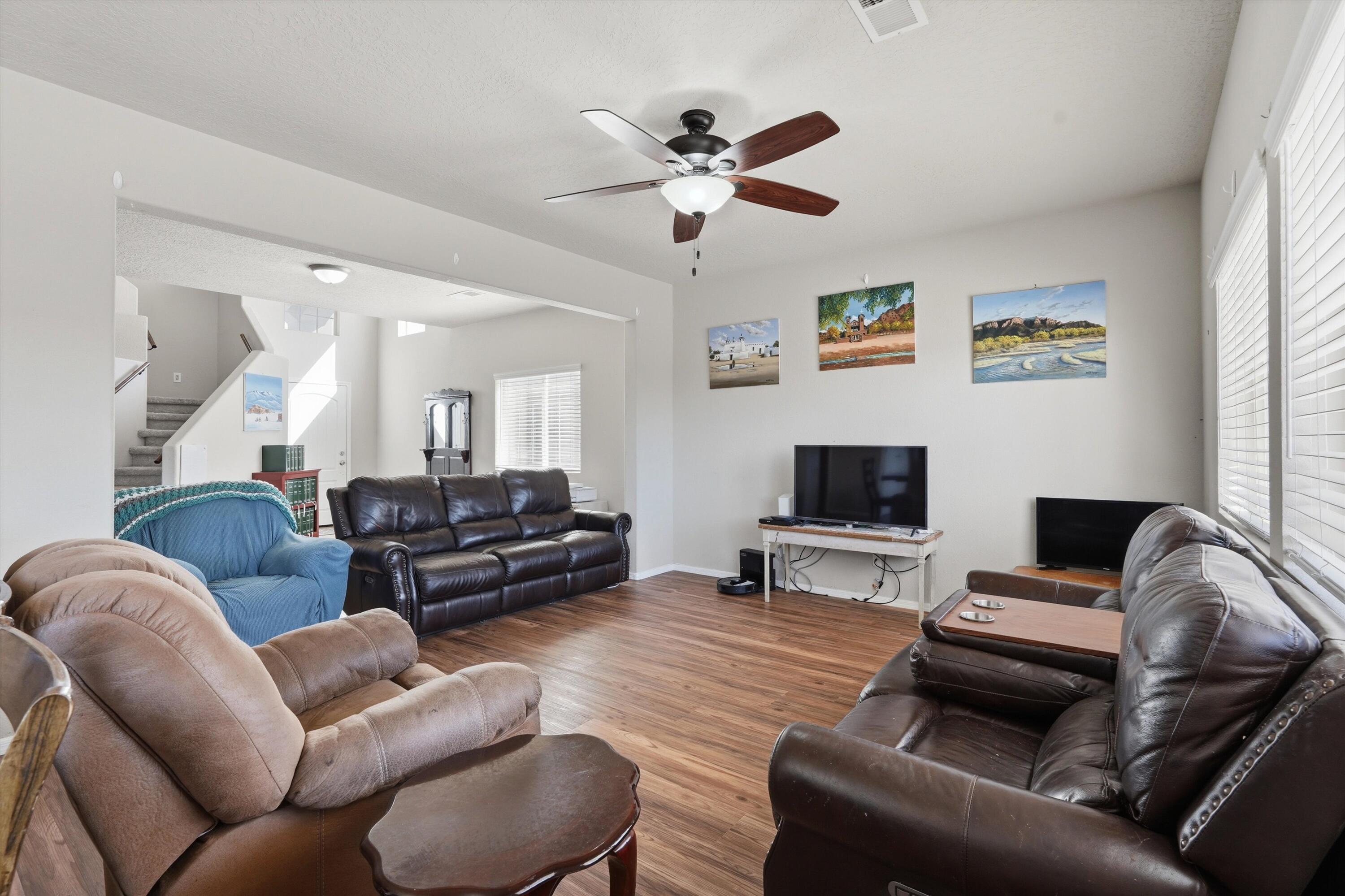 6928 Hawkwatch Road NW