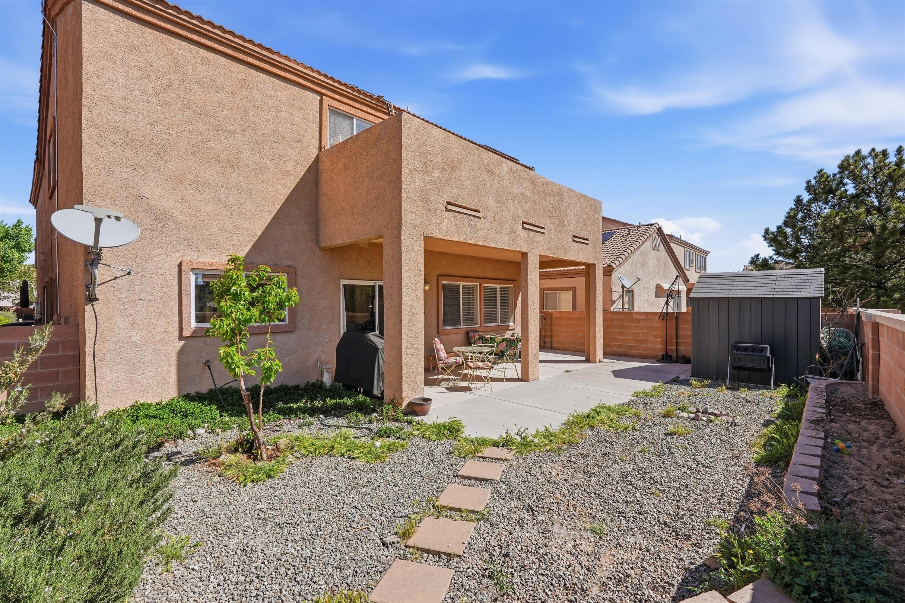 6928 Hawkwatch Road NW