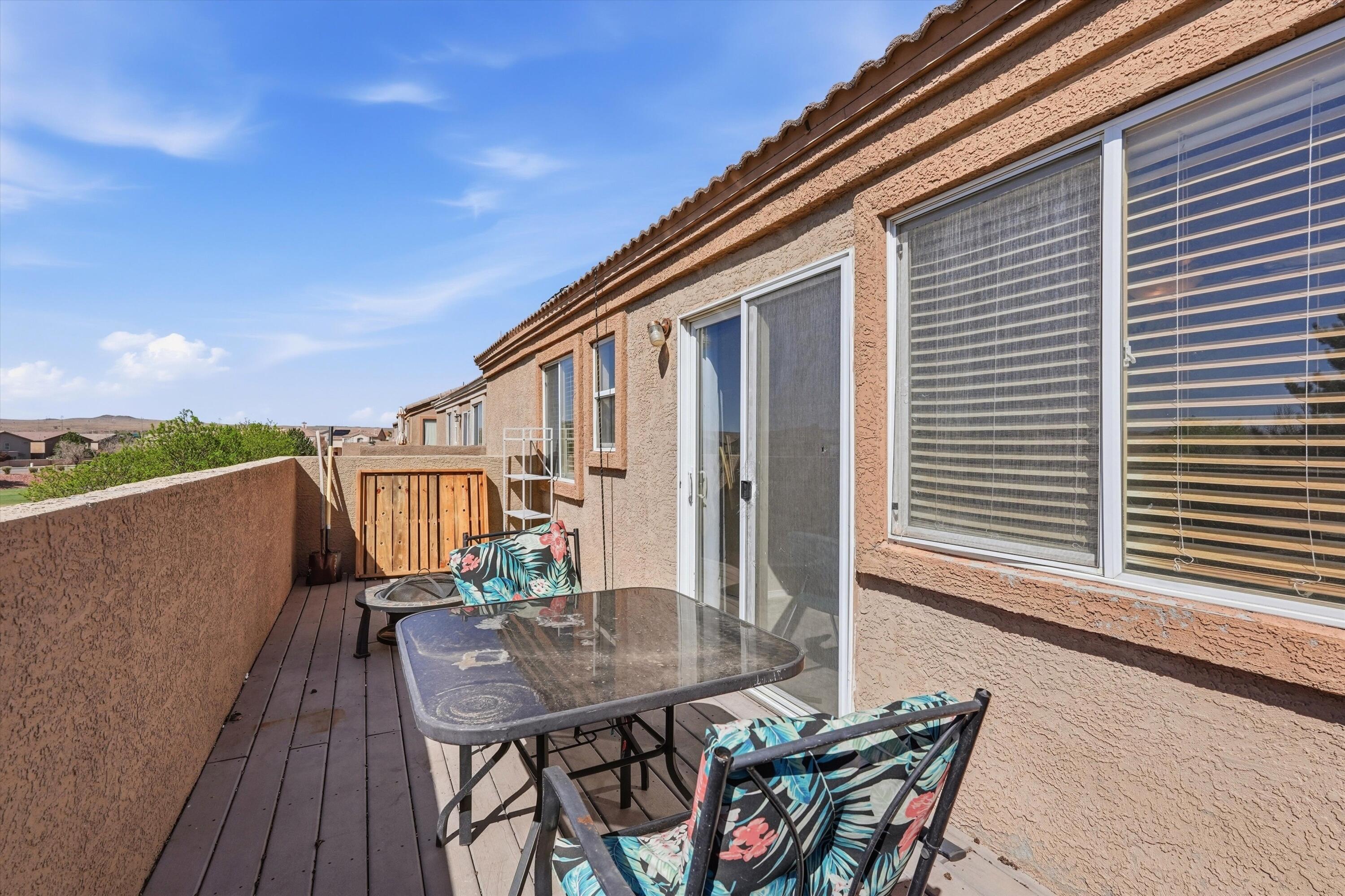 6928 Hawkwatch Road NW