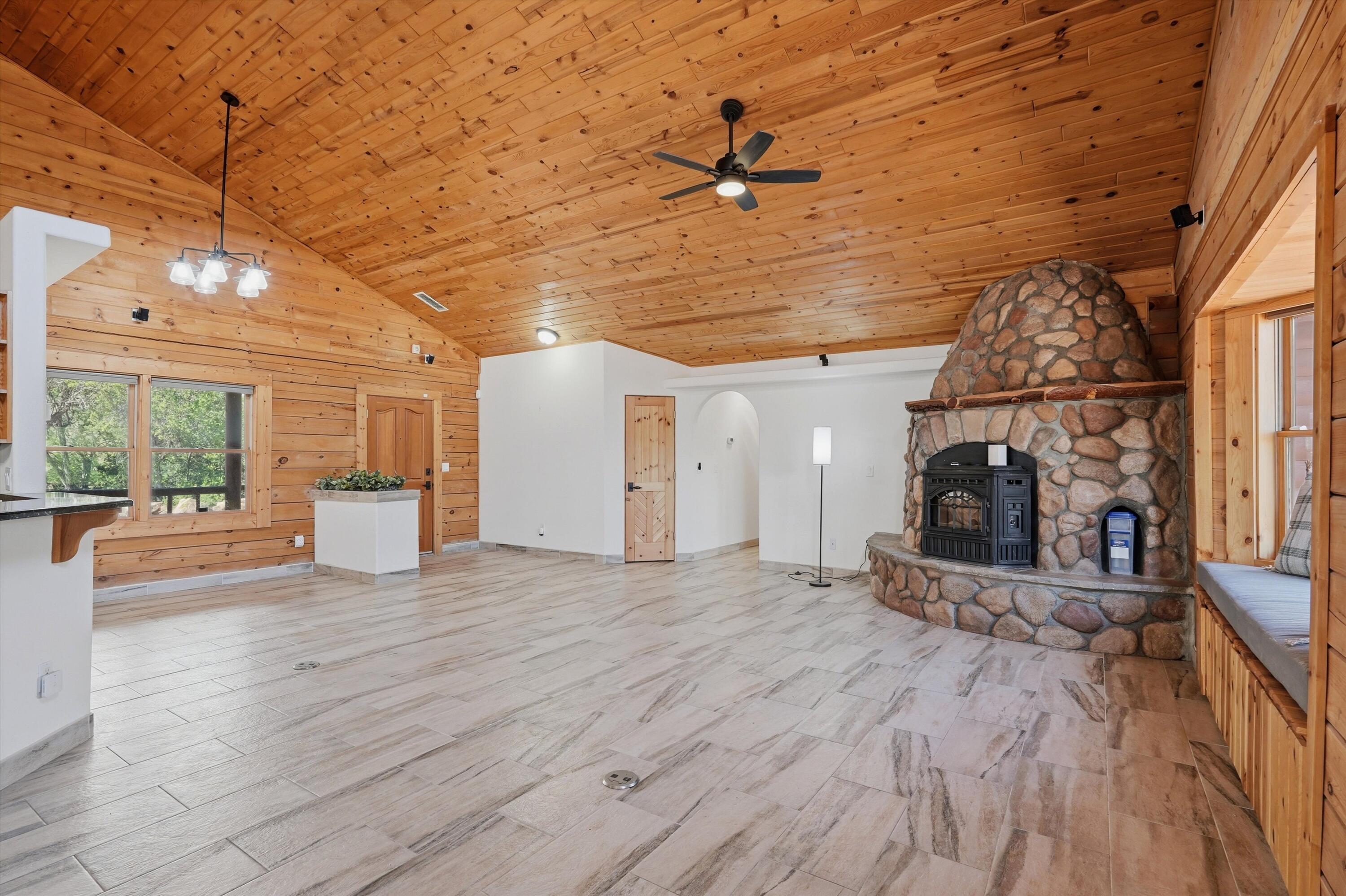 35 Calle Conejo Road