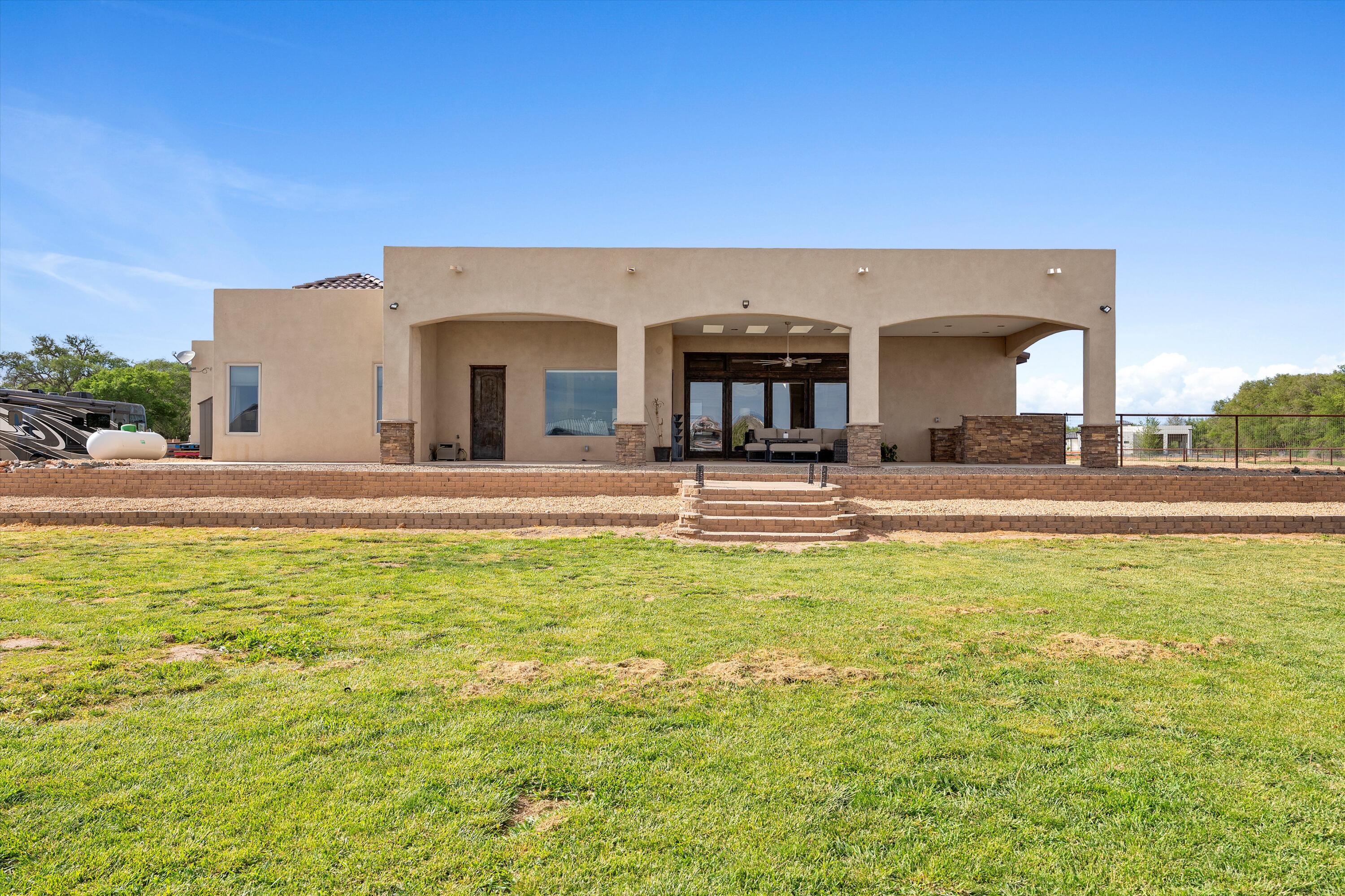 802 Holstein Court SW