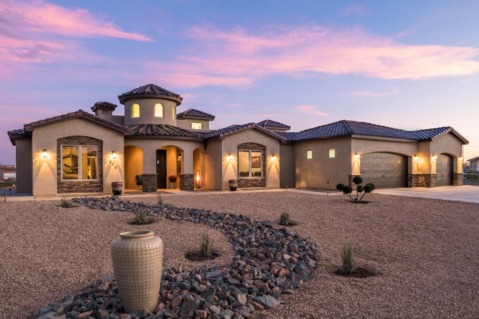 802 Holstein Court SW