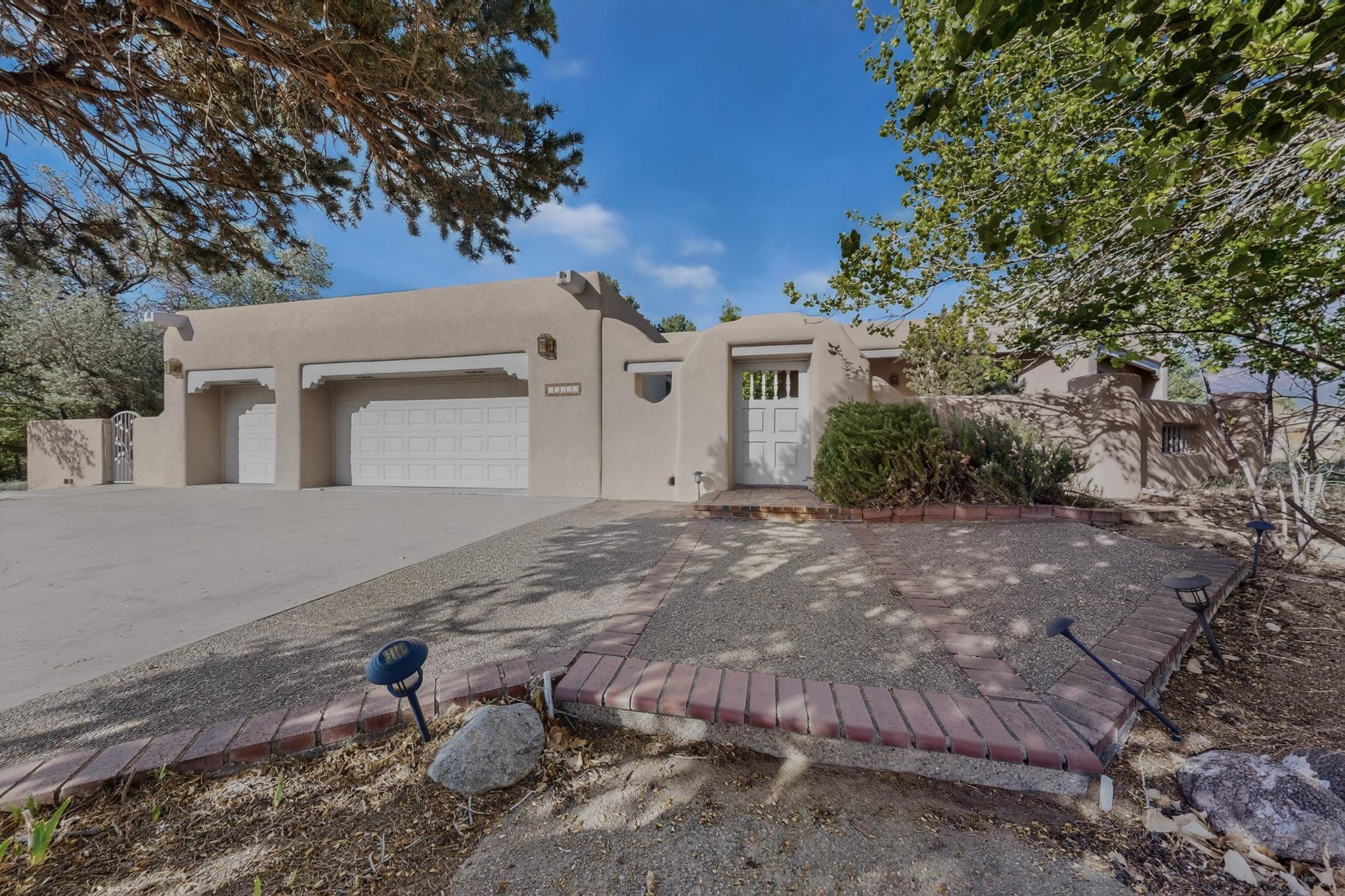 12105 San Rafael Avenue NE