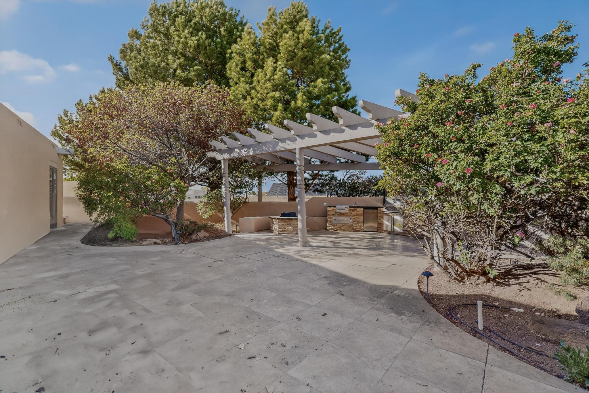 12105 San Rafael Avenue NE