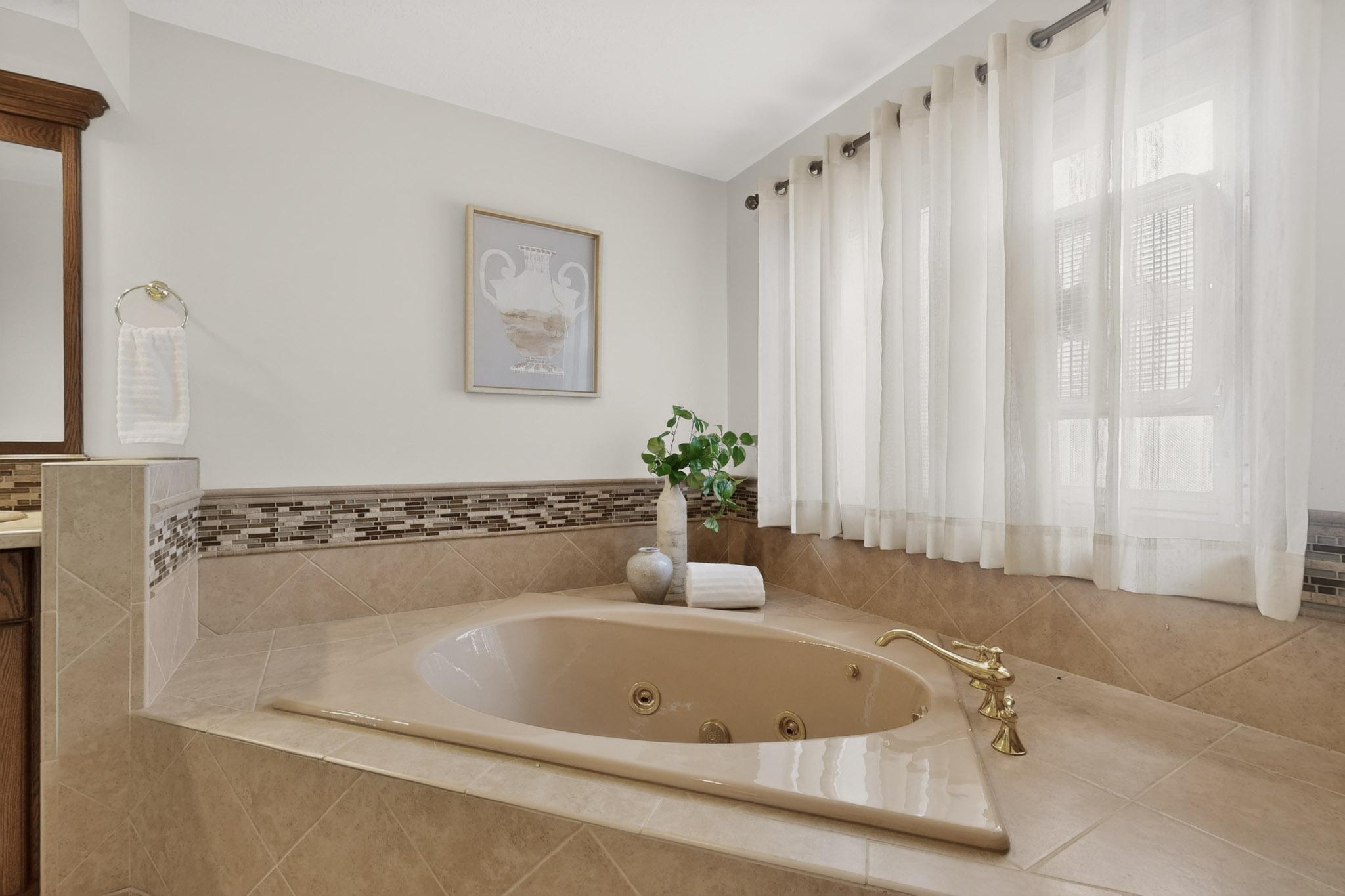 12105 San Rafael Avenue NE