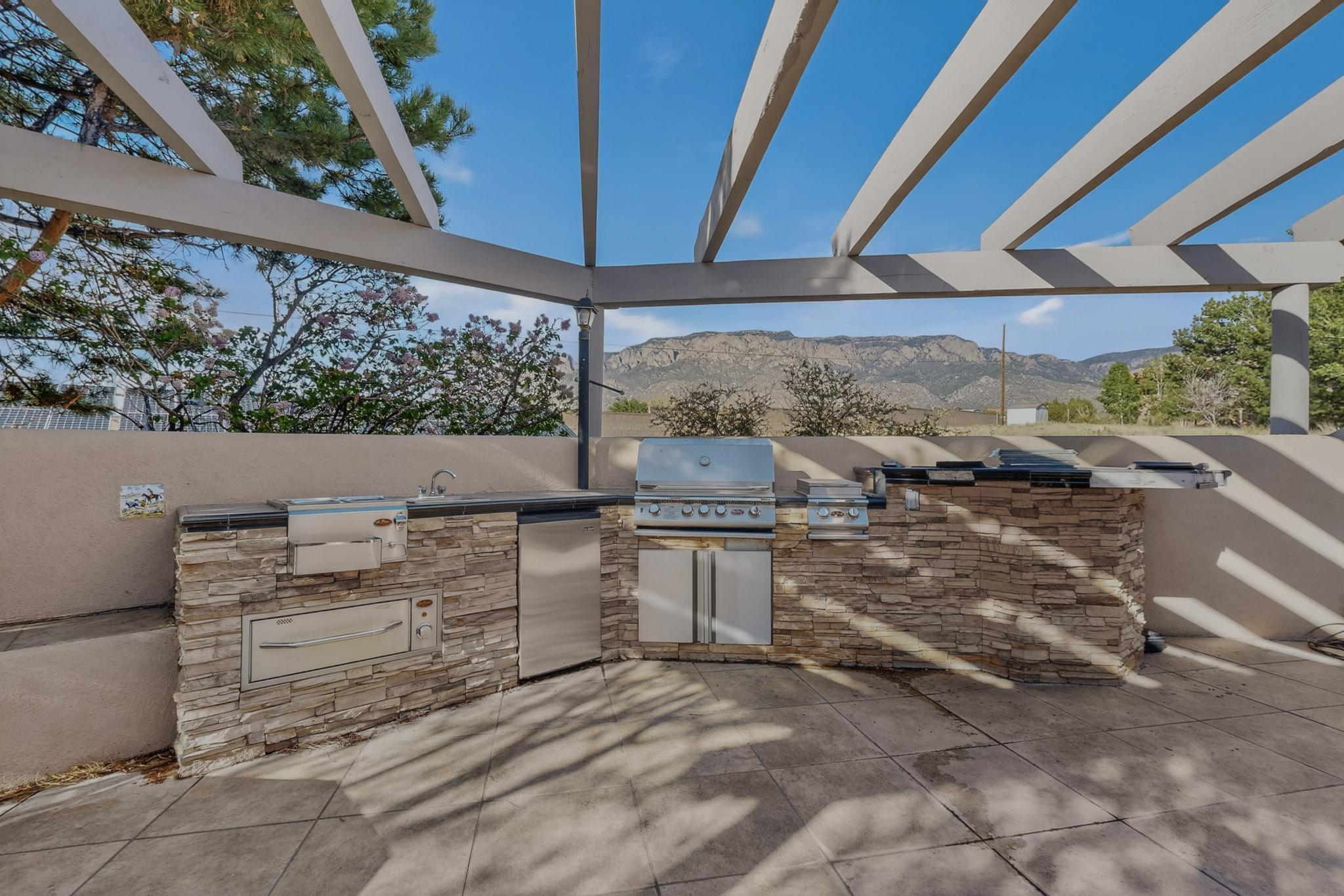 12105 San Rafael Avenue NE