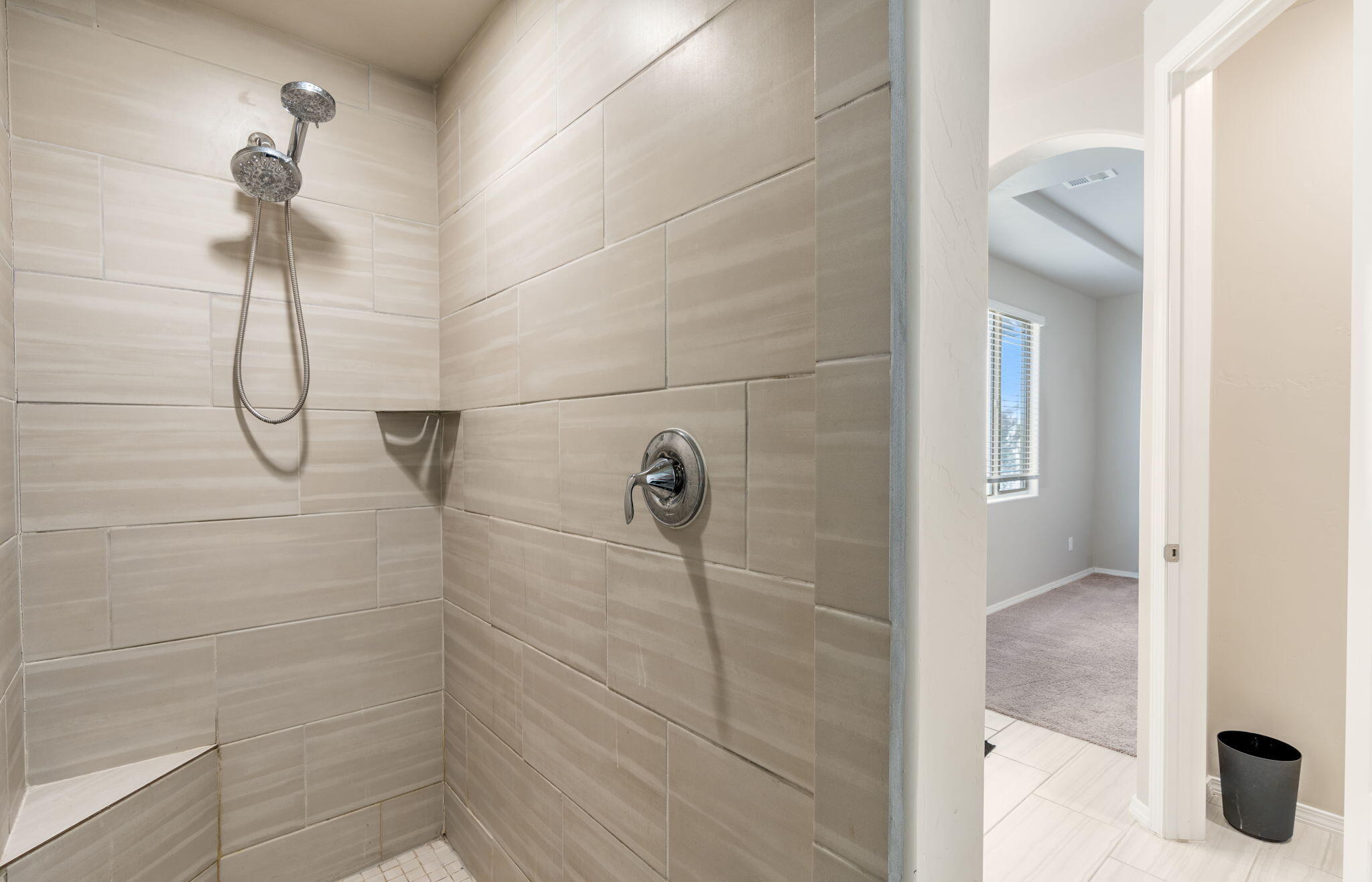 2313 Melon Ridge Loop NE