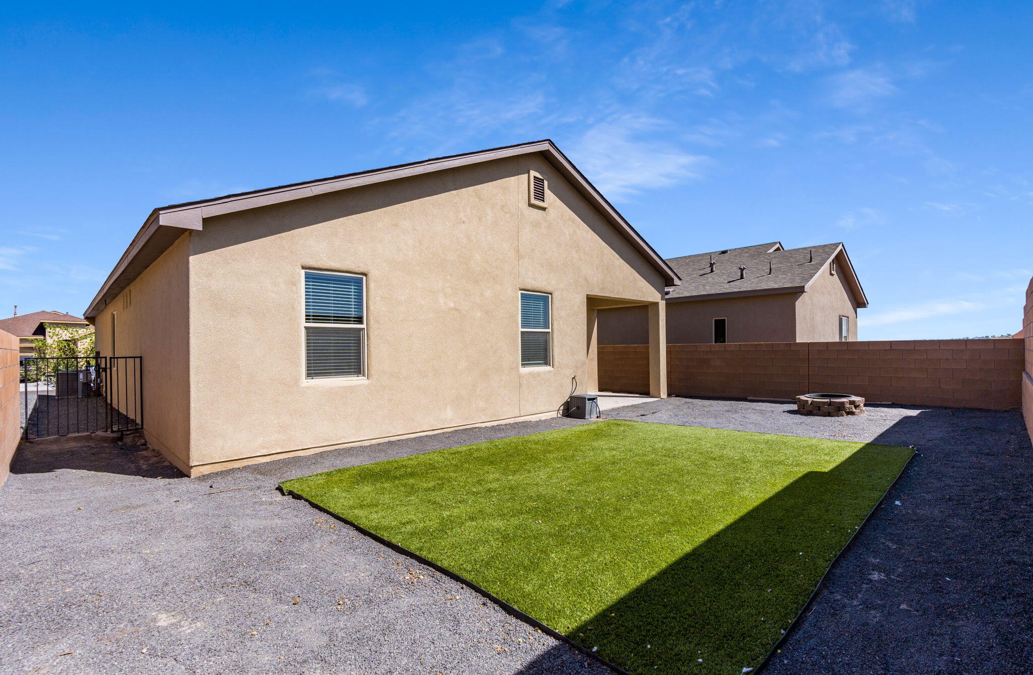 2313 Melon Ridge Loop NE