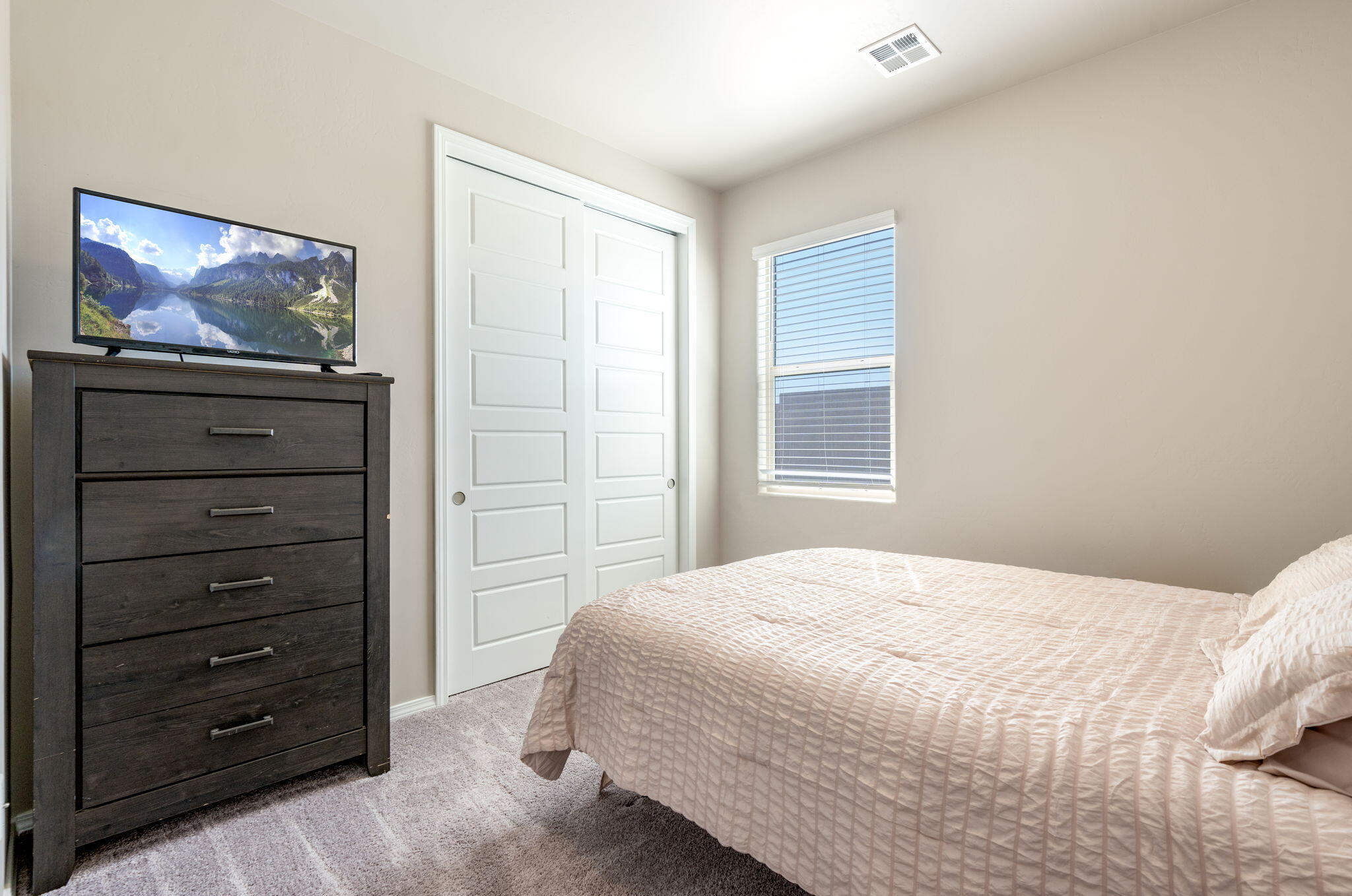 2313 Melon Ridge Loop NE