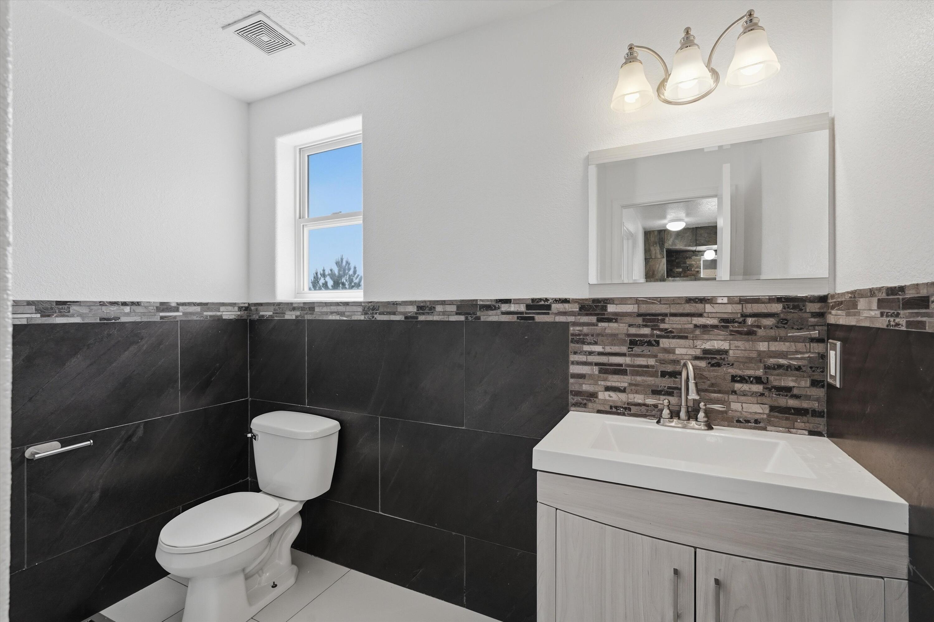 2911 Richardson Way SW