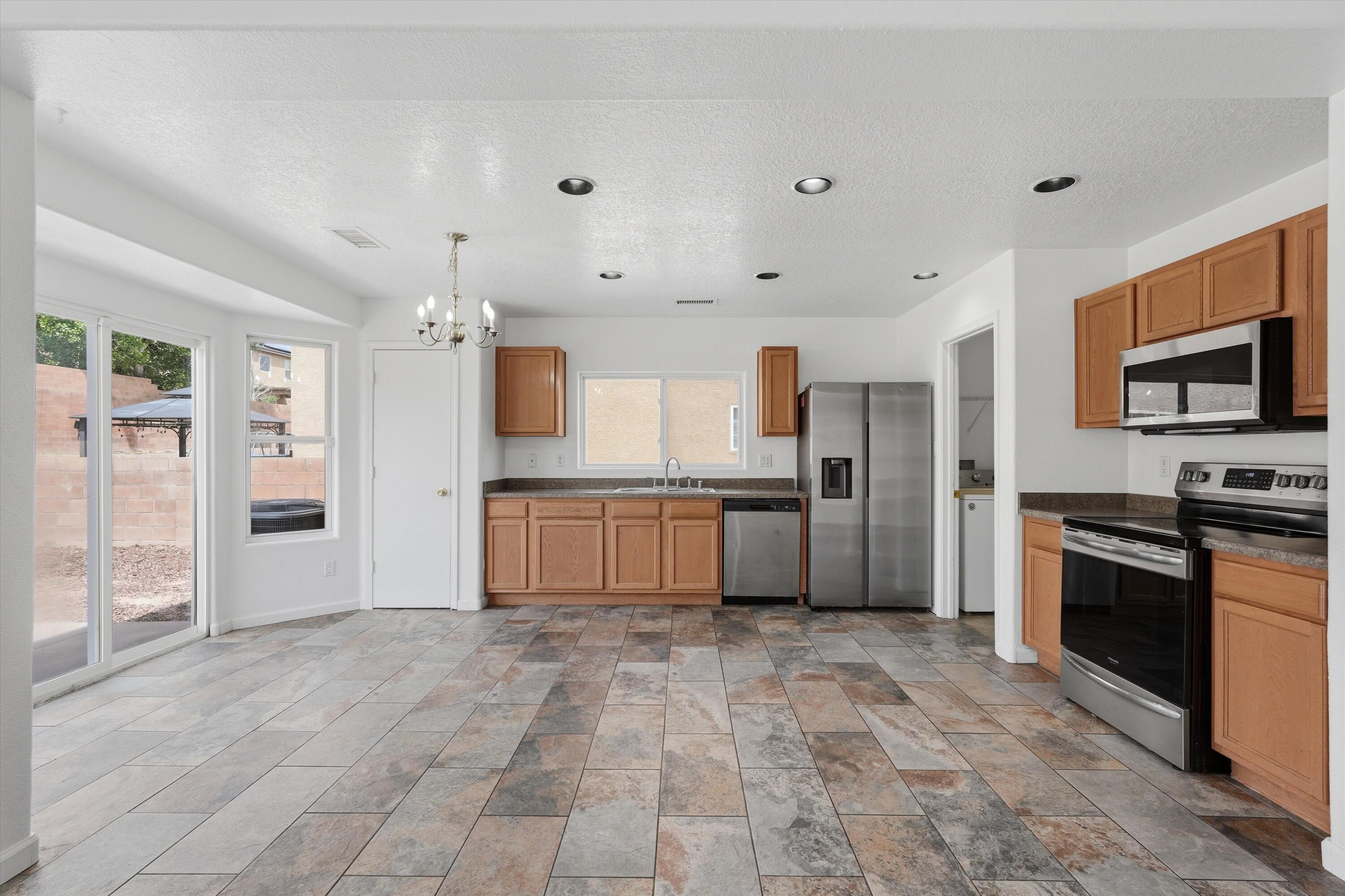 2911 Richardson Way SW