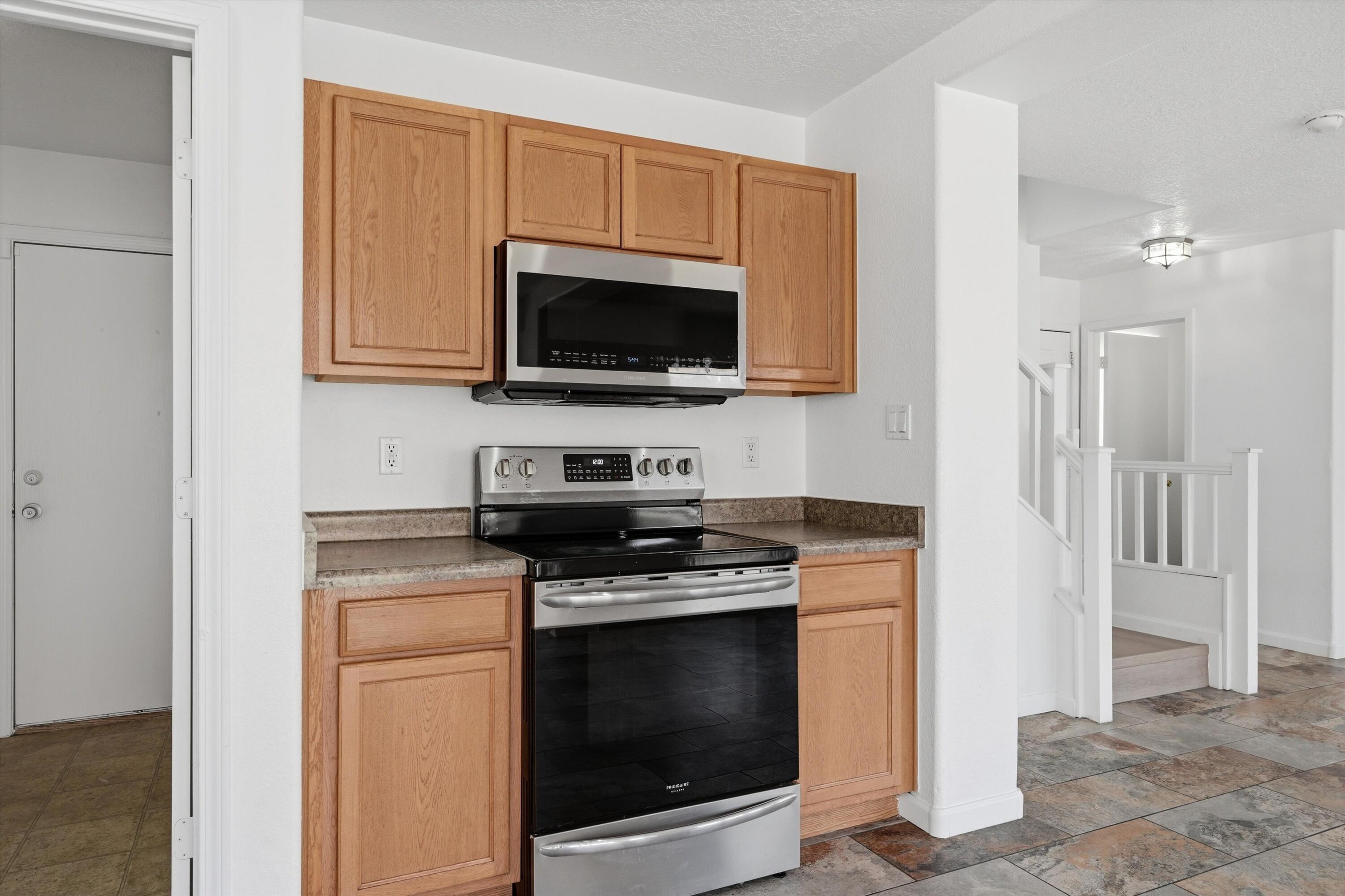 2911 Richardson Way SW