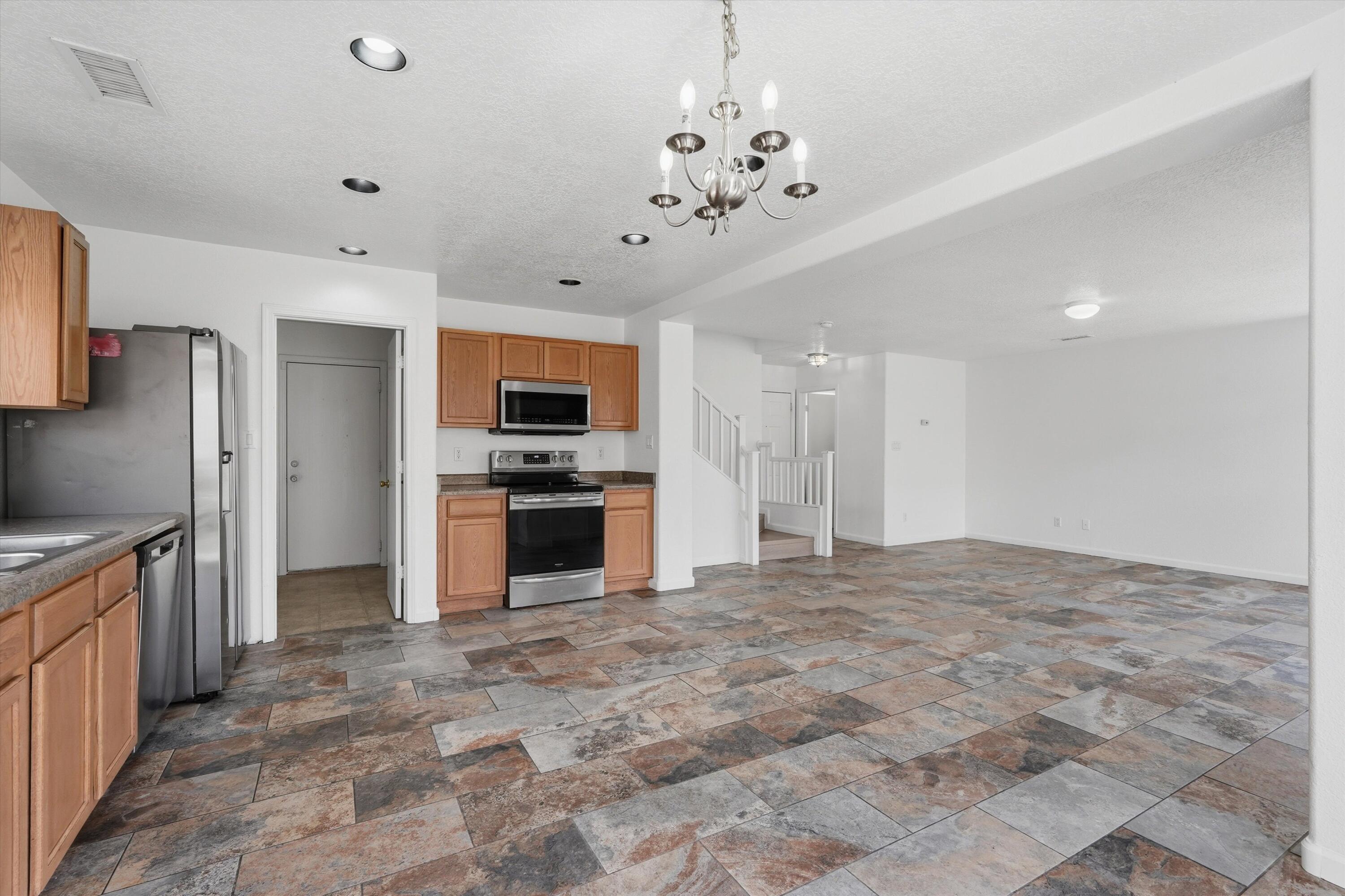 2911 Richardson Way SW