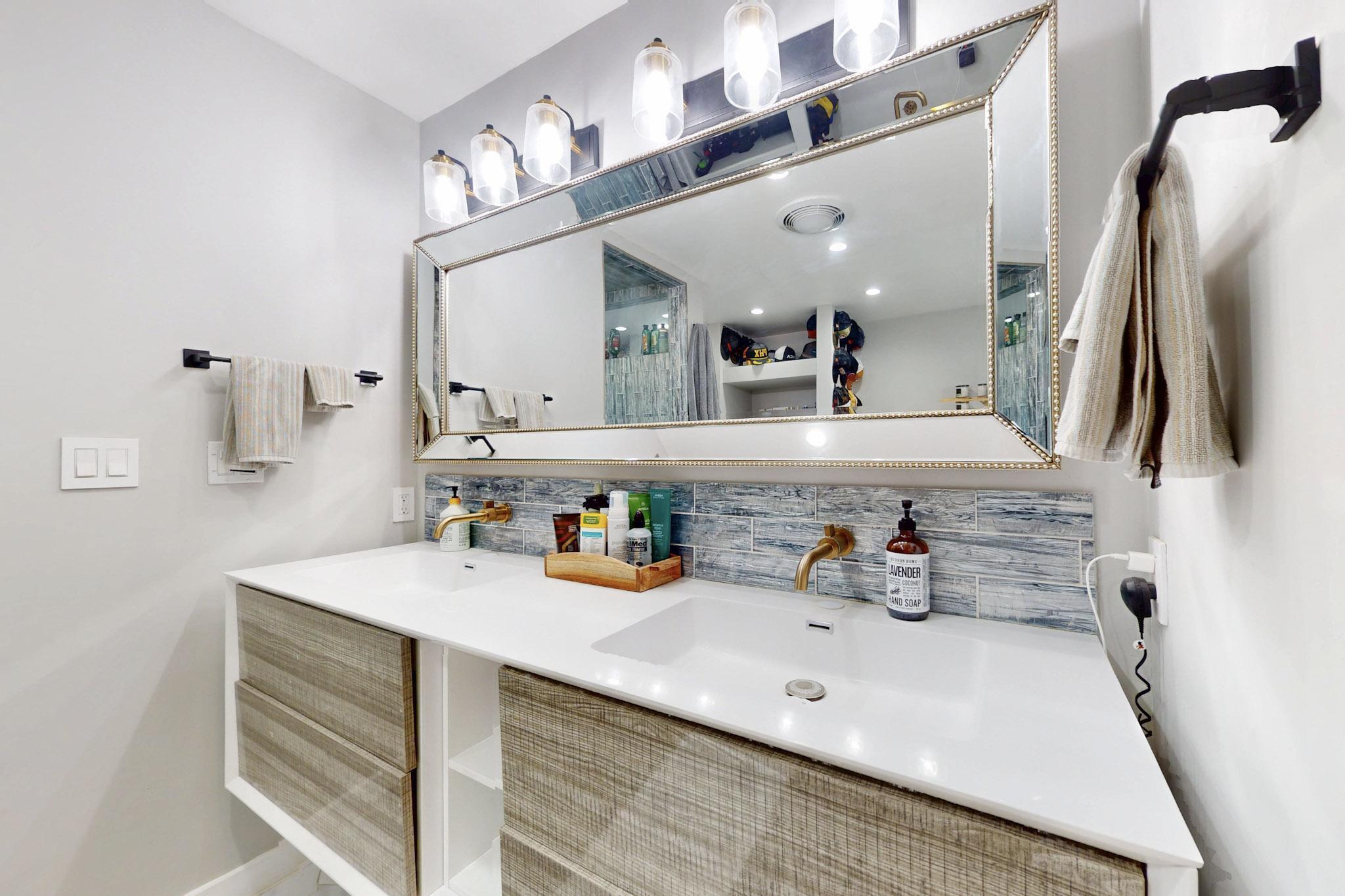 3105 Camino De La Sierra Lane NE