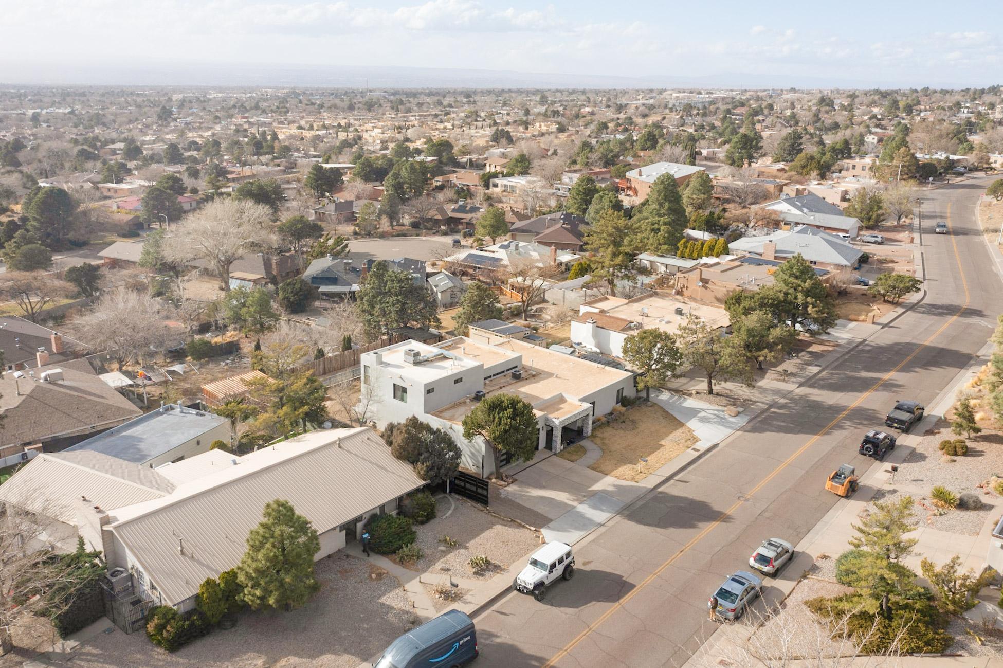 3105 Camino De La Sierra Lane NE