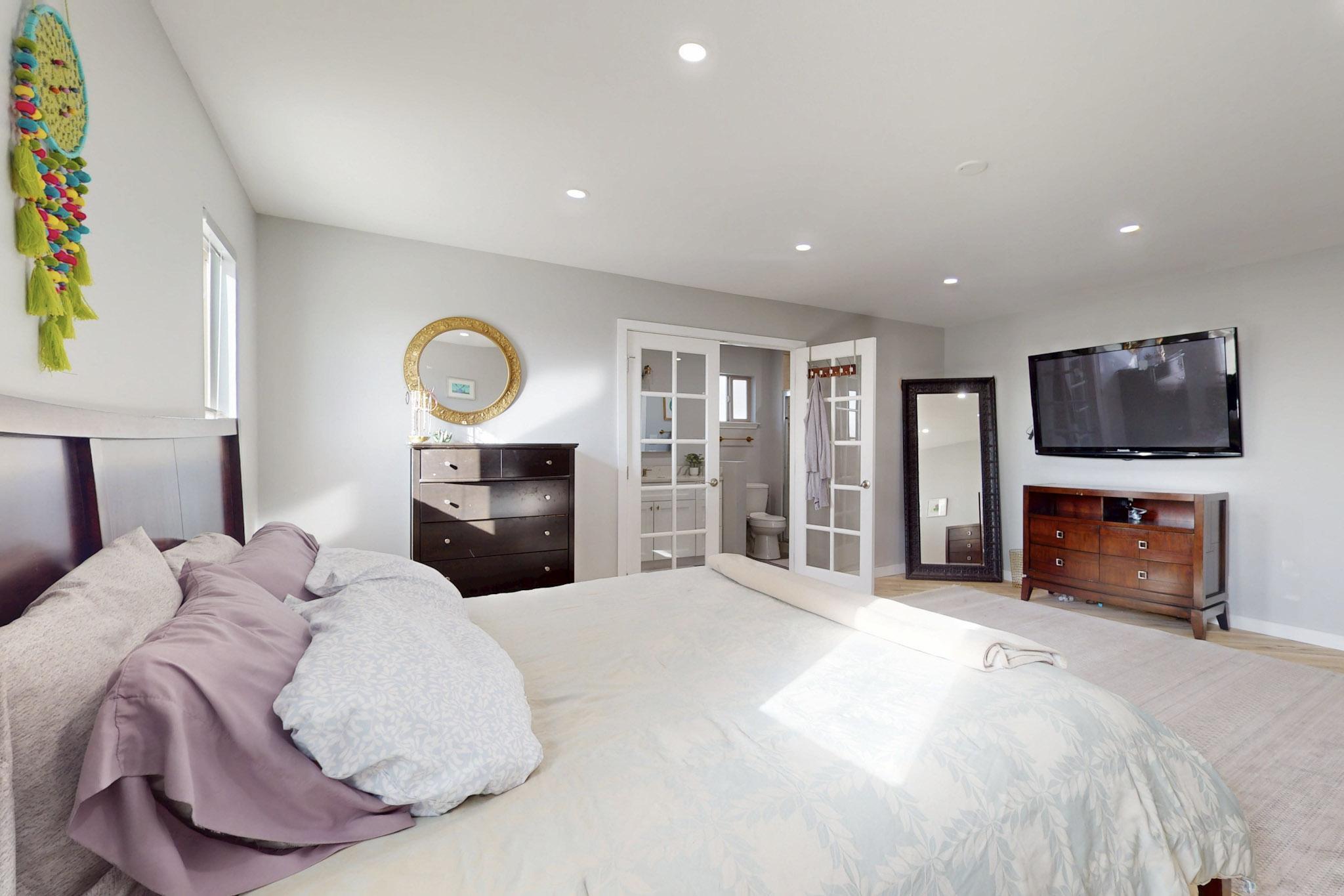 3105 Camino De La Sierra Lane NE