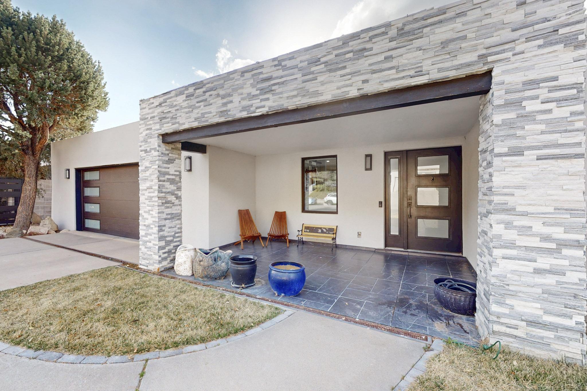 3105 Camino De La Sierra Lane NE